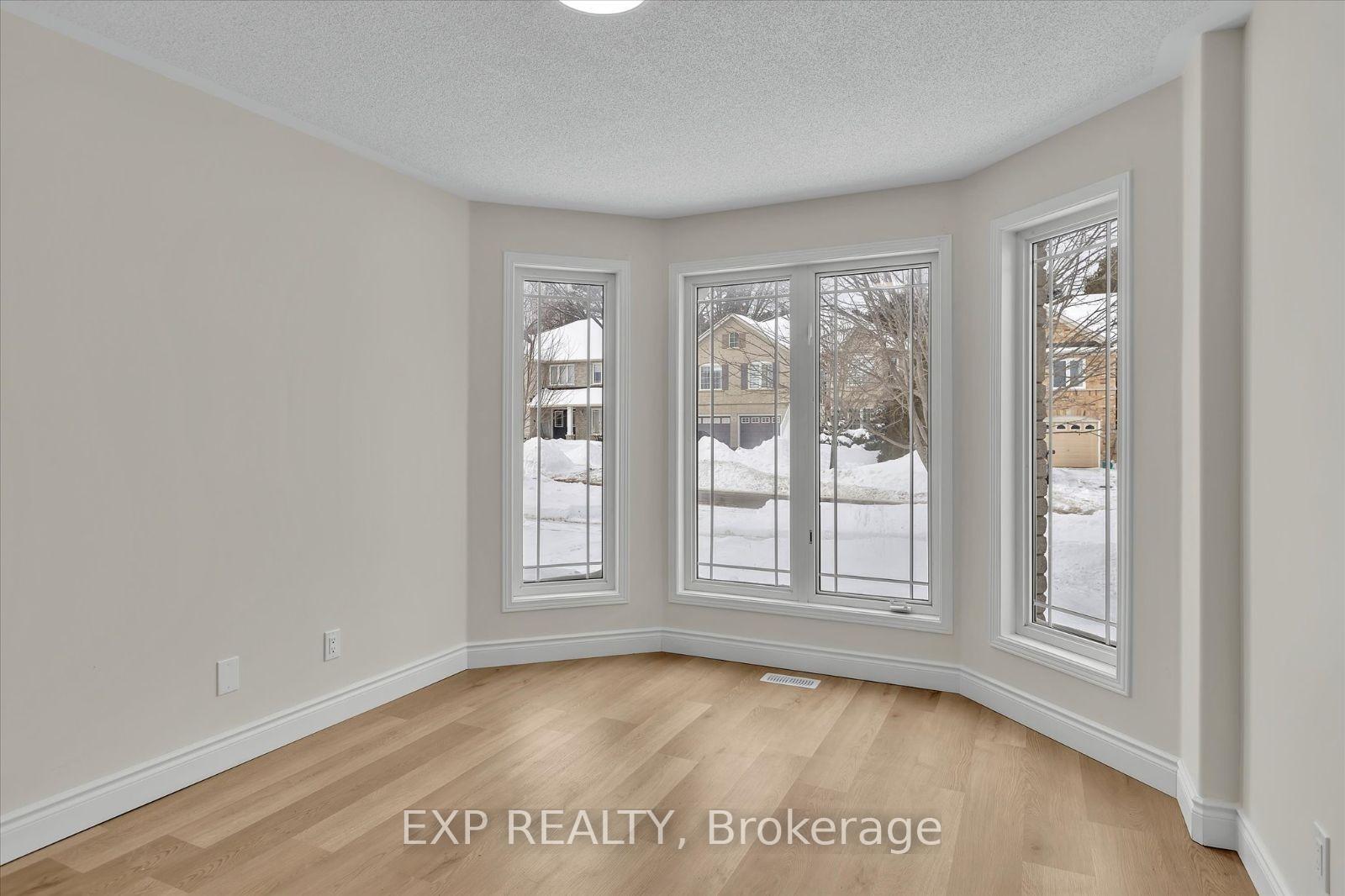Photo 2 of 73 Parcells Crescent, Peterborough, Otonabee Ward 1 — HOMEH