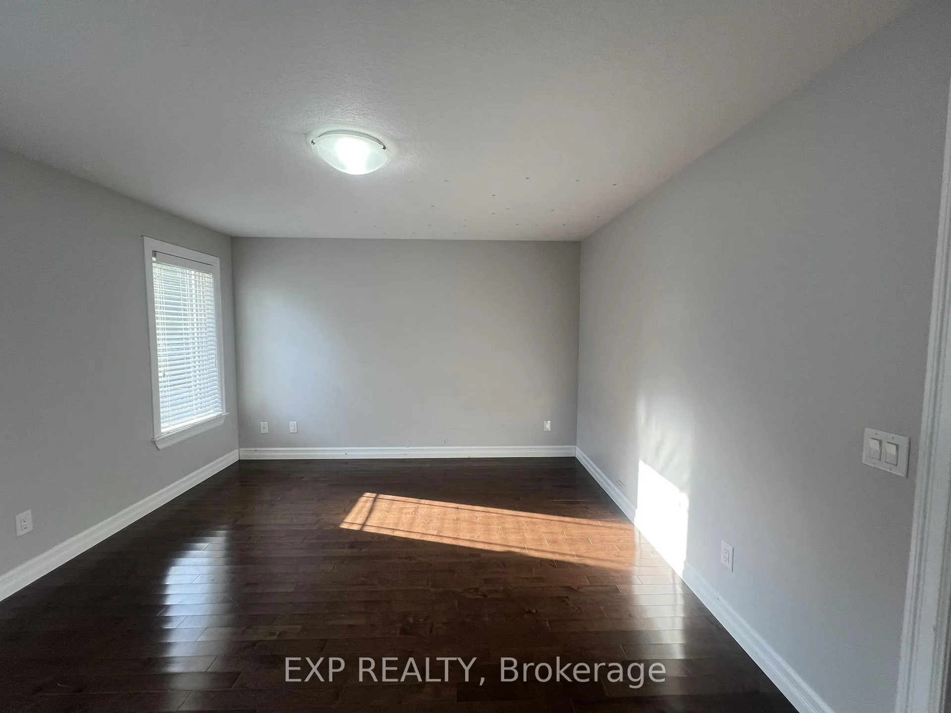 Photo 11 of 1132 Mcclure Crescent, Brockville — HOMEH