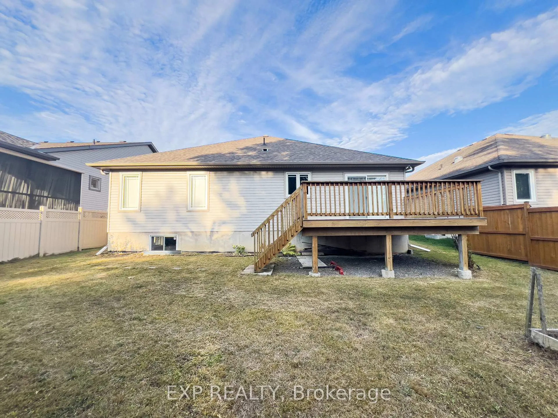 Photo 22 of 1132 Mcclure Crescent, Brockville — HOMEH