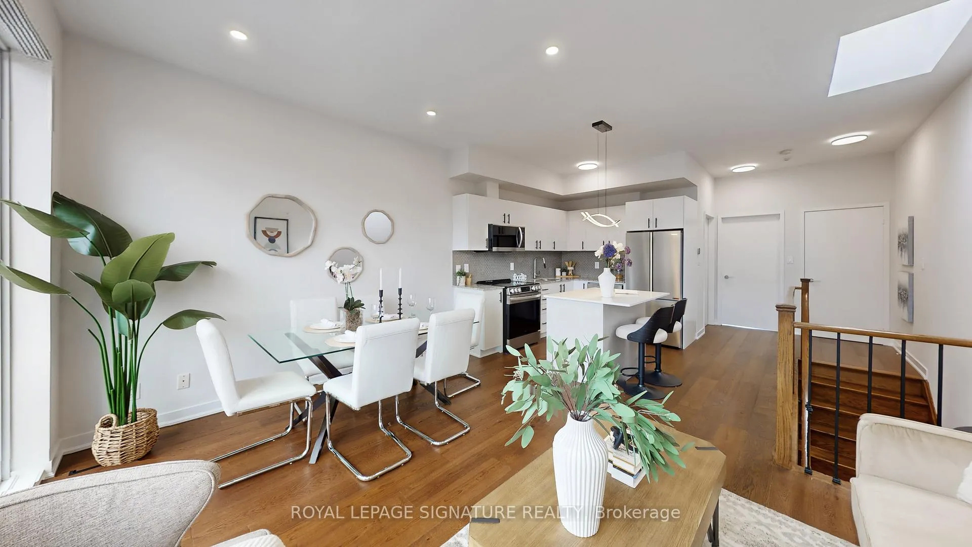 Photo 4 of Unit Unit 3, 36 Boston Avenue, Toronto, South Riverdale — HOMEH