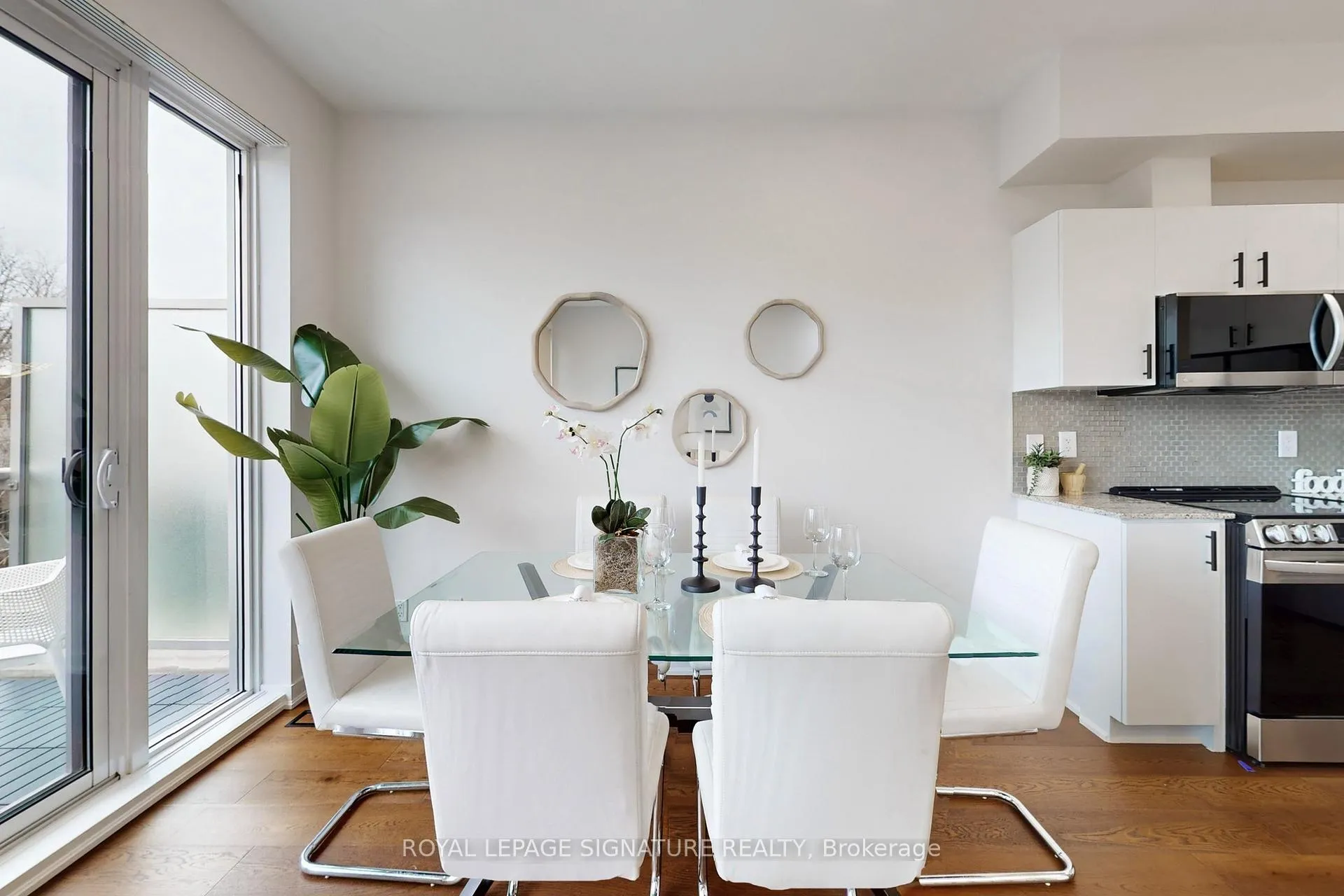 Photo 8 of Unit Unit 3, 36 Boston Avenue, Toronto, South Riverdale — HOMEH