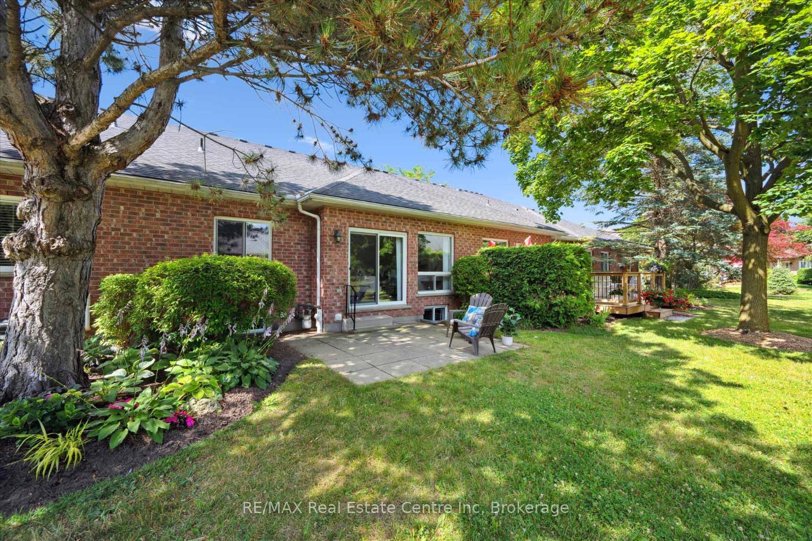 Photo 20 of 3 Gardenview Court, Guelph, Village By The Arboretum — HOMEH