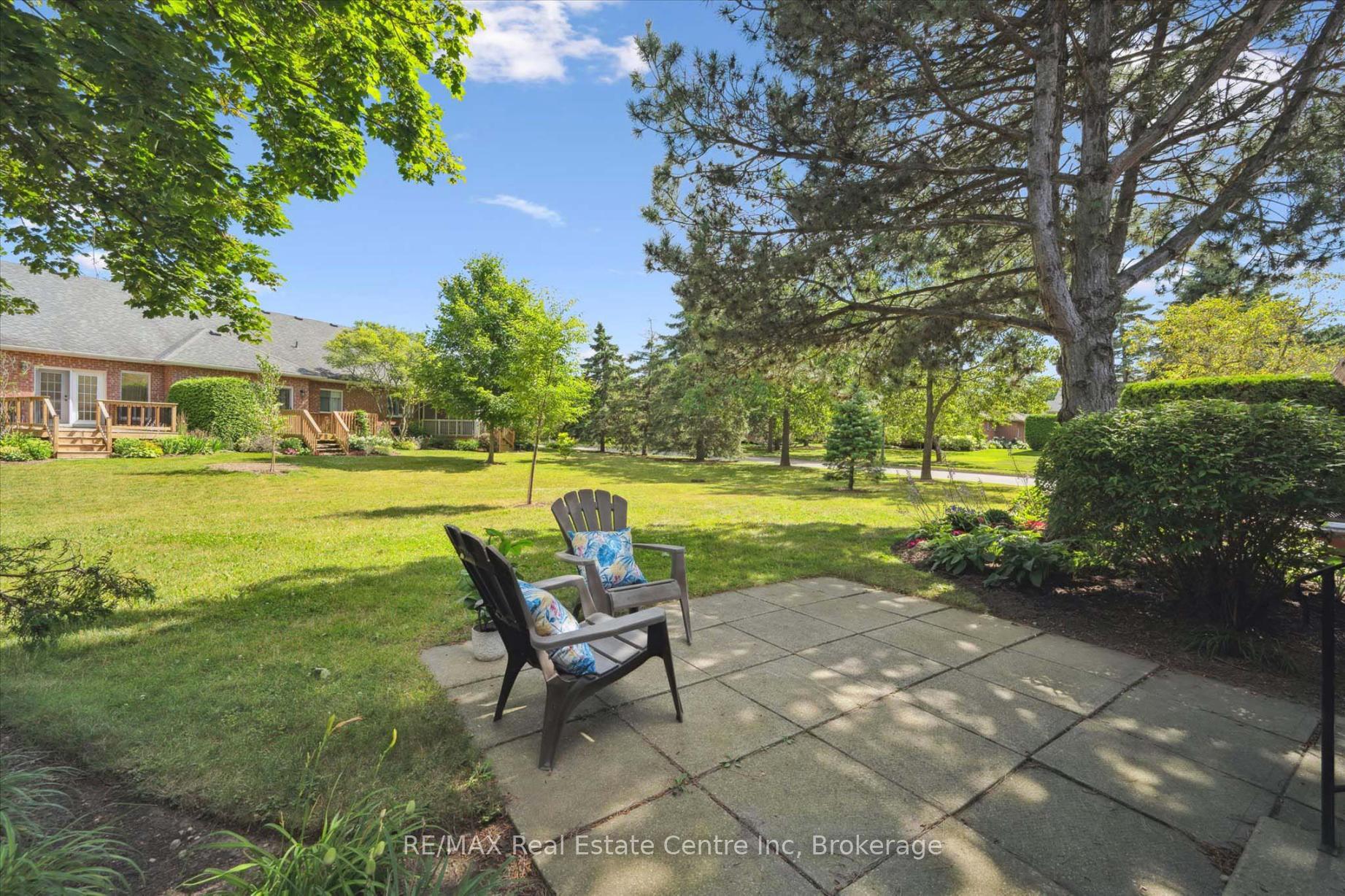 Photo 22 of 3 Gardenview Court, Guelph, Village By The Arboretum — HOMEH