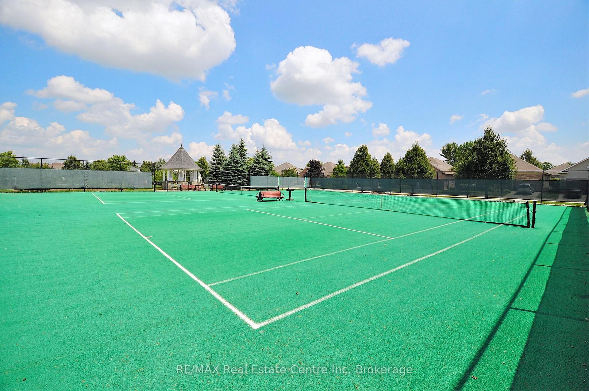 Photo 27 of 3 Gardenview Court, Guelph, Village By The Arboretum — HOMEH