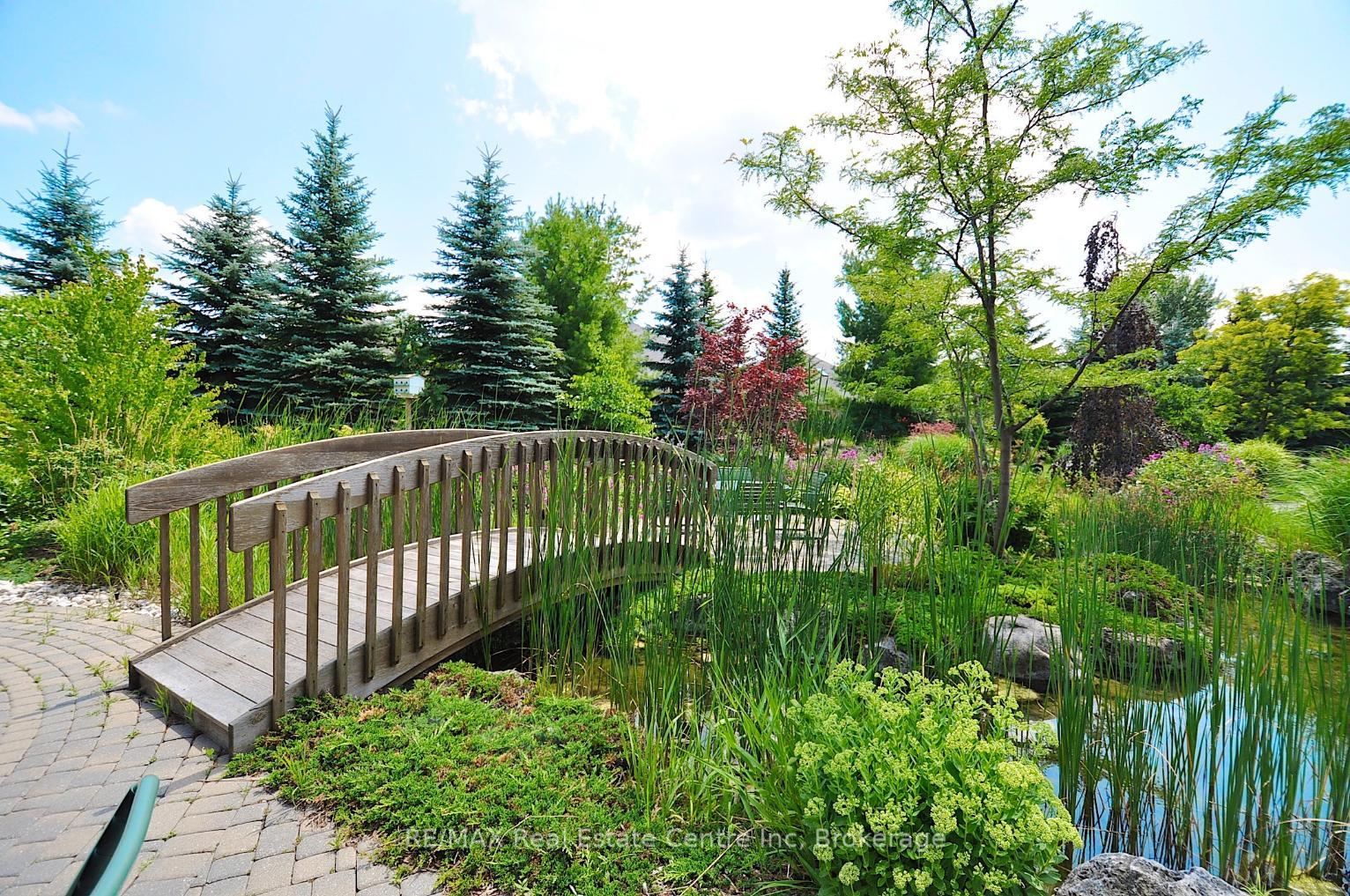 Photo 29 of 3 Gardenview Court, Guelph, Village By The Arboretum — HOMEH