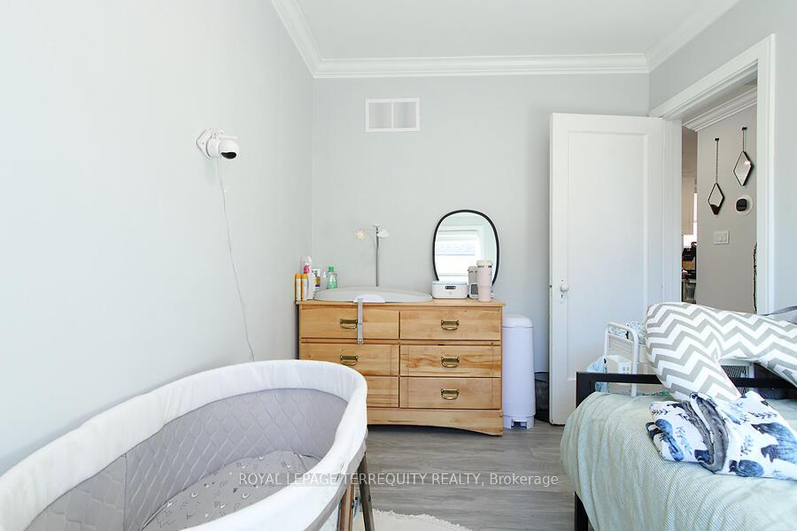 Photo 19 of 153 East 16th Street, Hamilton, Inch Park — HOMEH