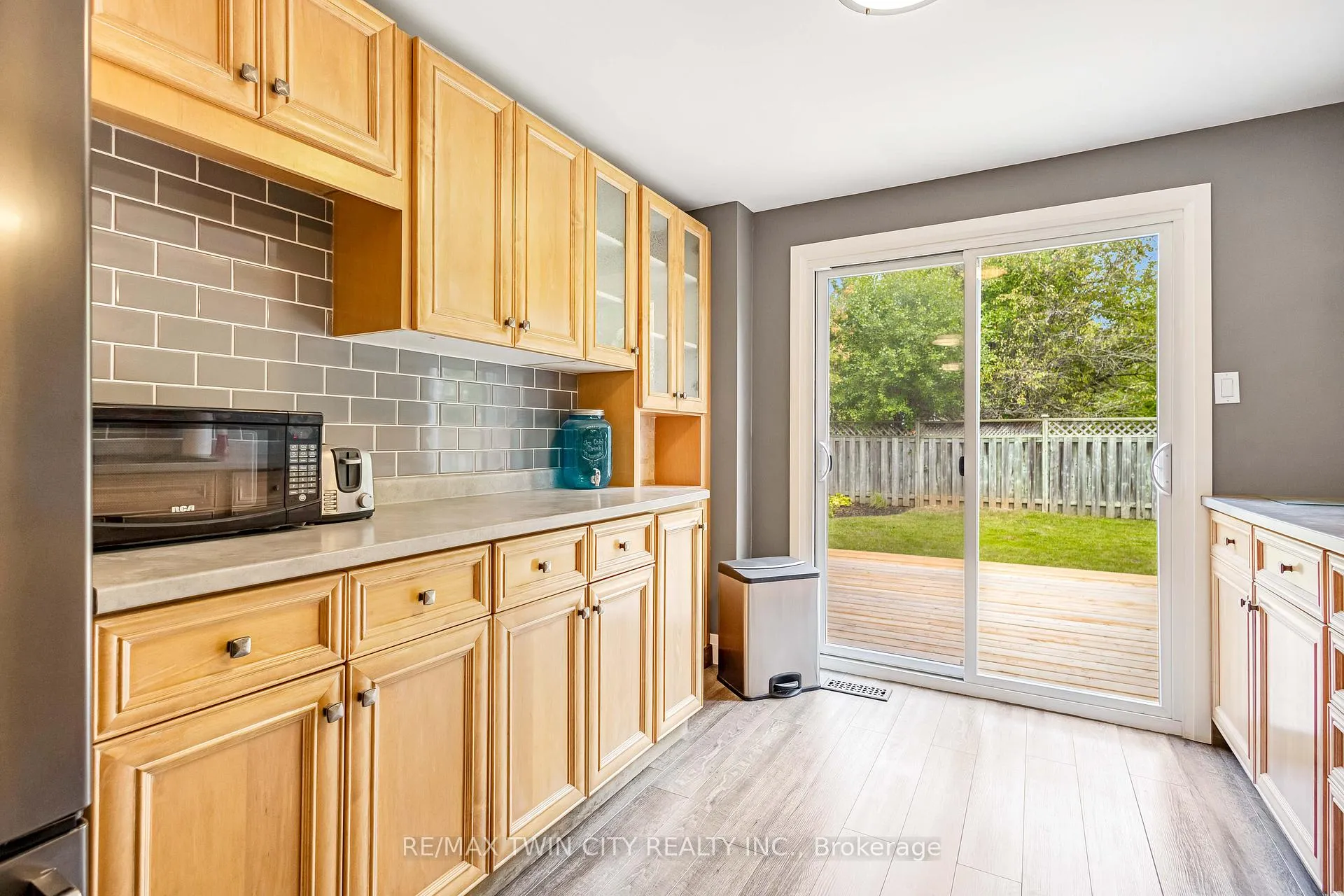 Photo 9 of 50 Walman Drive, Guelph, Kortright West — HOMEH