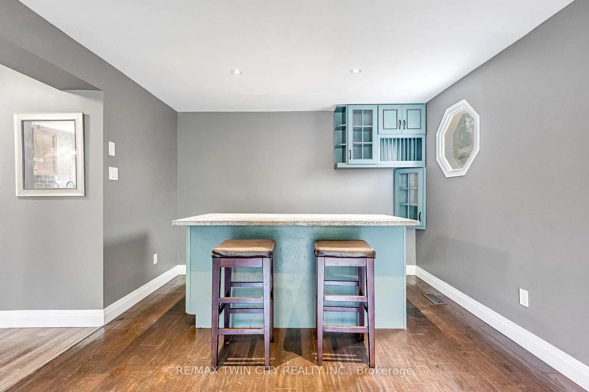 Photo 15 of 50 Walman Drive, Guelph, Kortright West — HOMEH