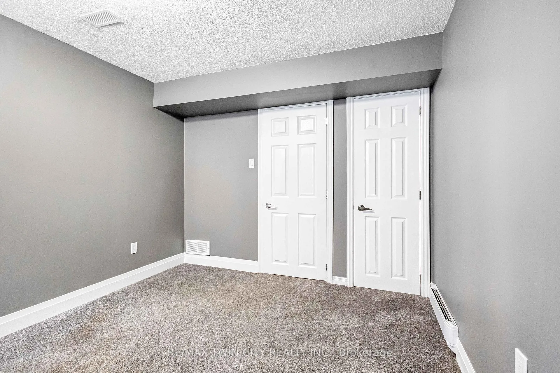 Photo 31 of 50 Walman Drive, Guelph, Kortright West — HOMEH