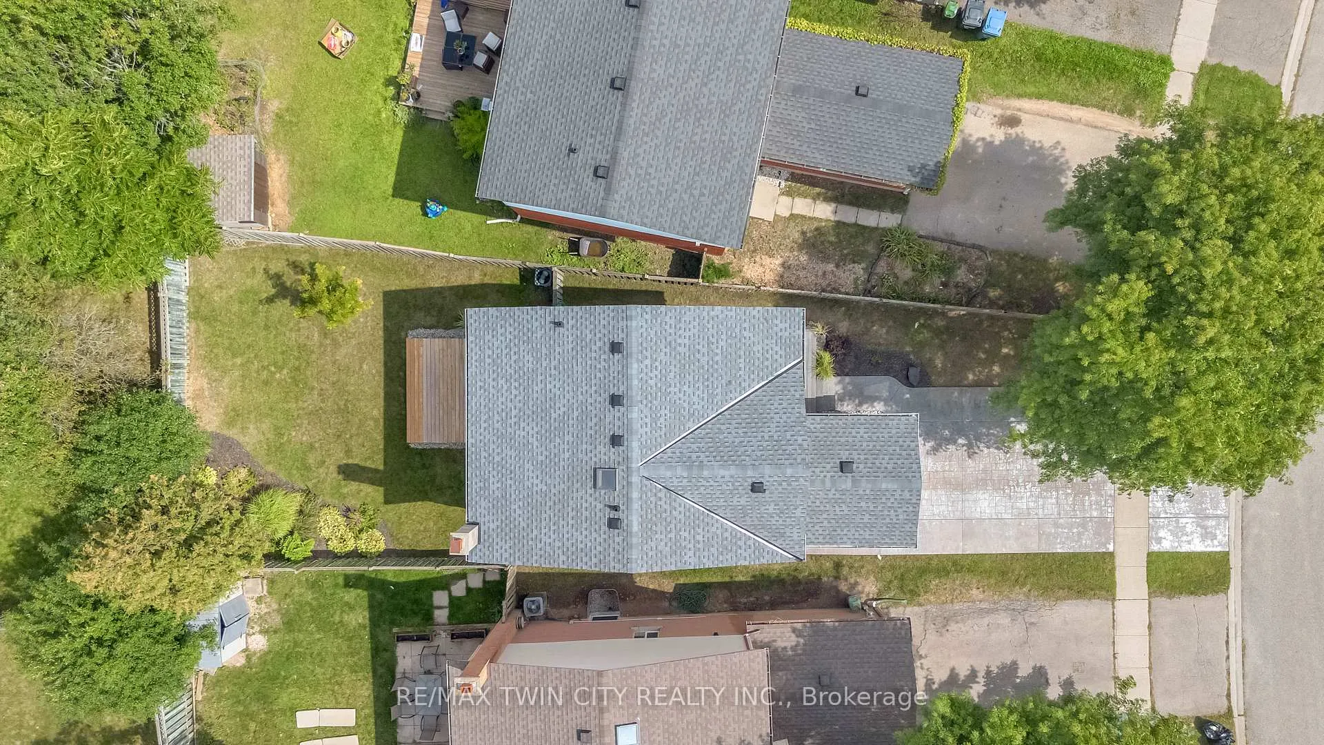 Photo 46 of 50 Walman Drive, Guelph, Kortright West — HOMEH