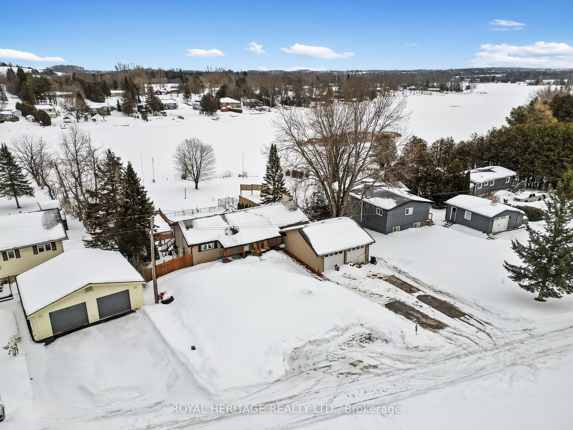 Photo 3 of 16 Bayview Drive, Kawartha Lakes, Emily — HOMEH