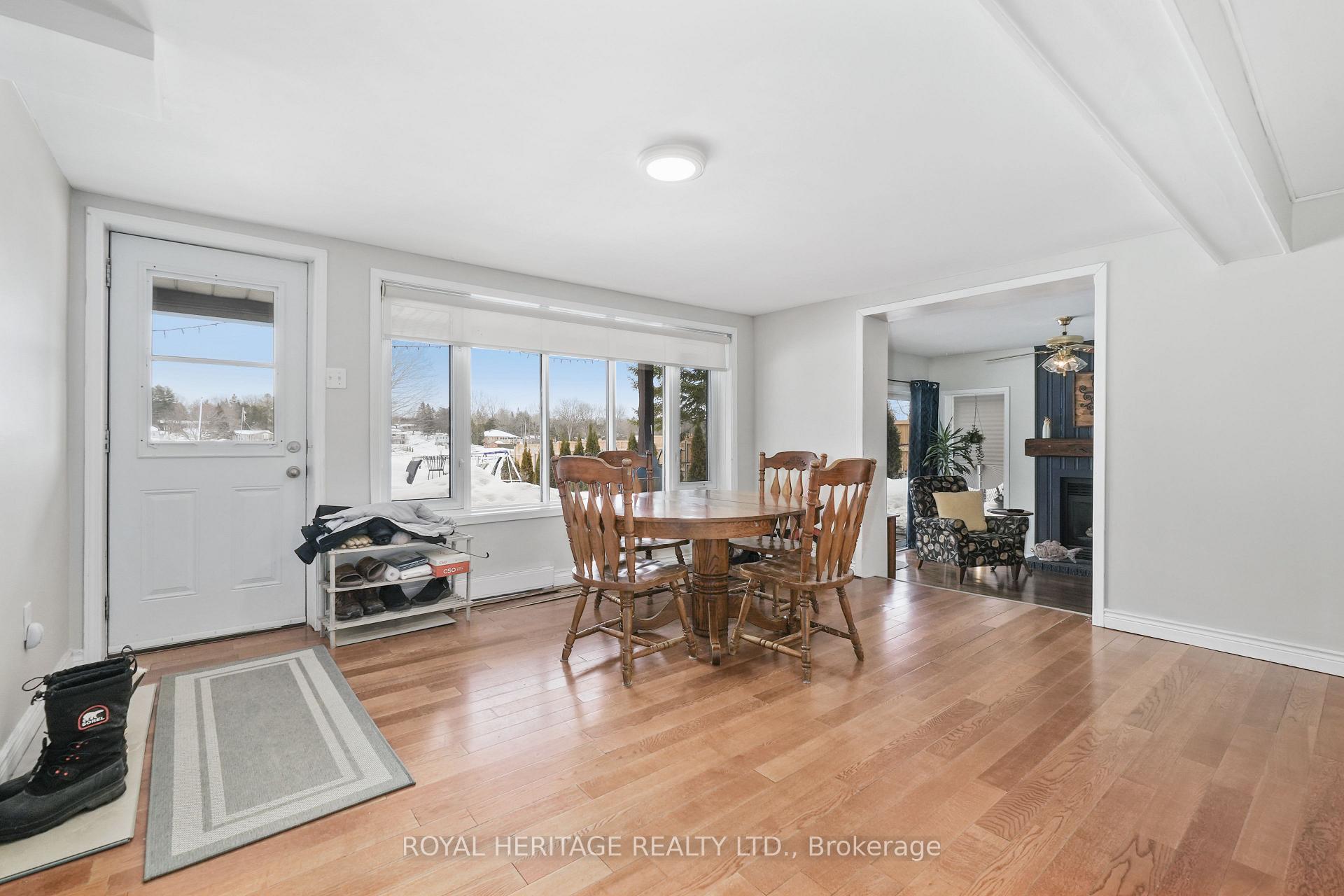 Photo 12 of 16 Bayview Drive, Kawartha Lakes, Emily — HOMEH