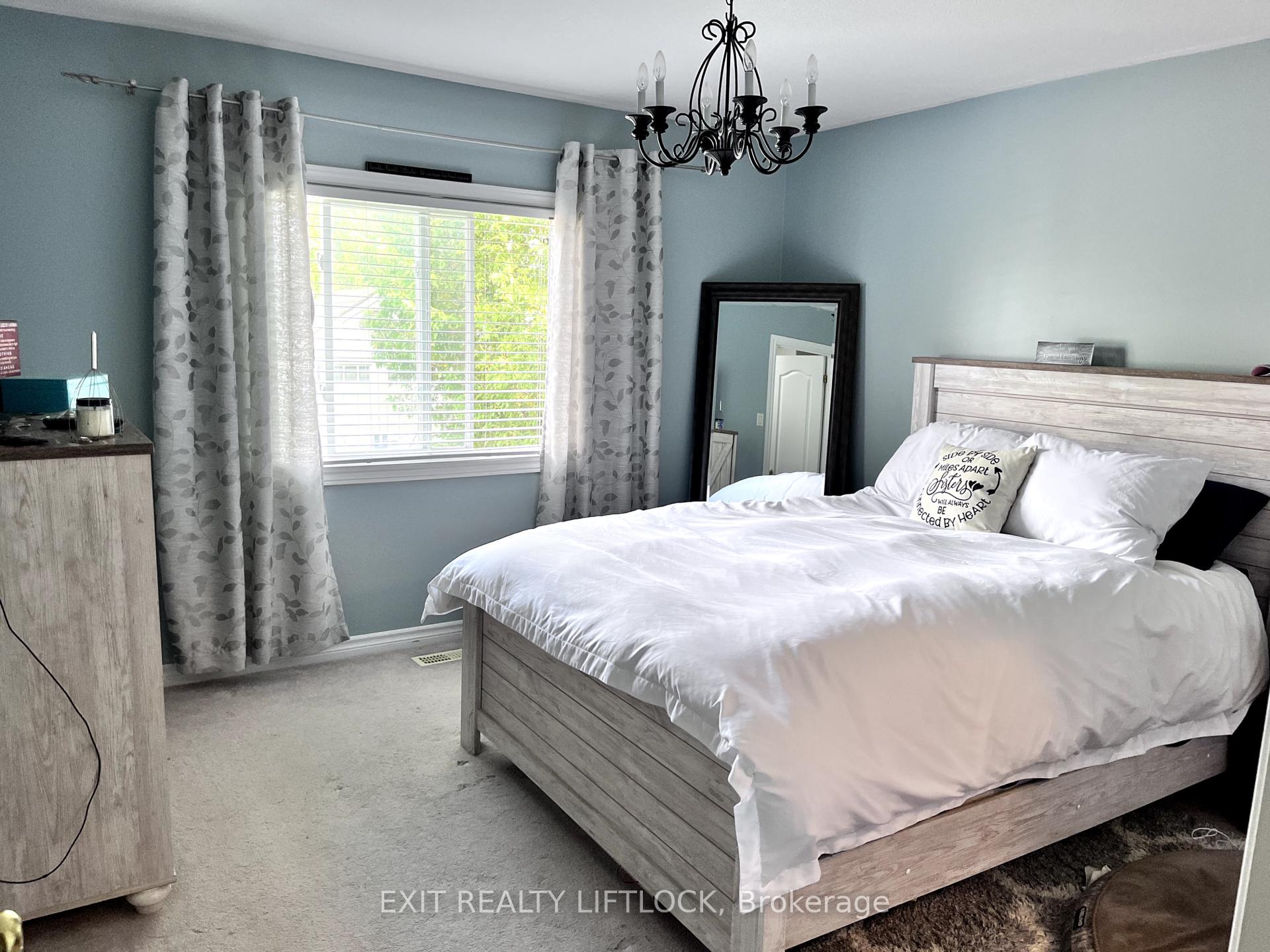 Photo 7 of 741 Trailview Drive, Peterborough, Ashburnham Ward 4 — HOMEH