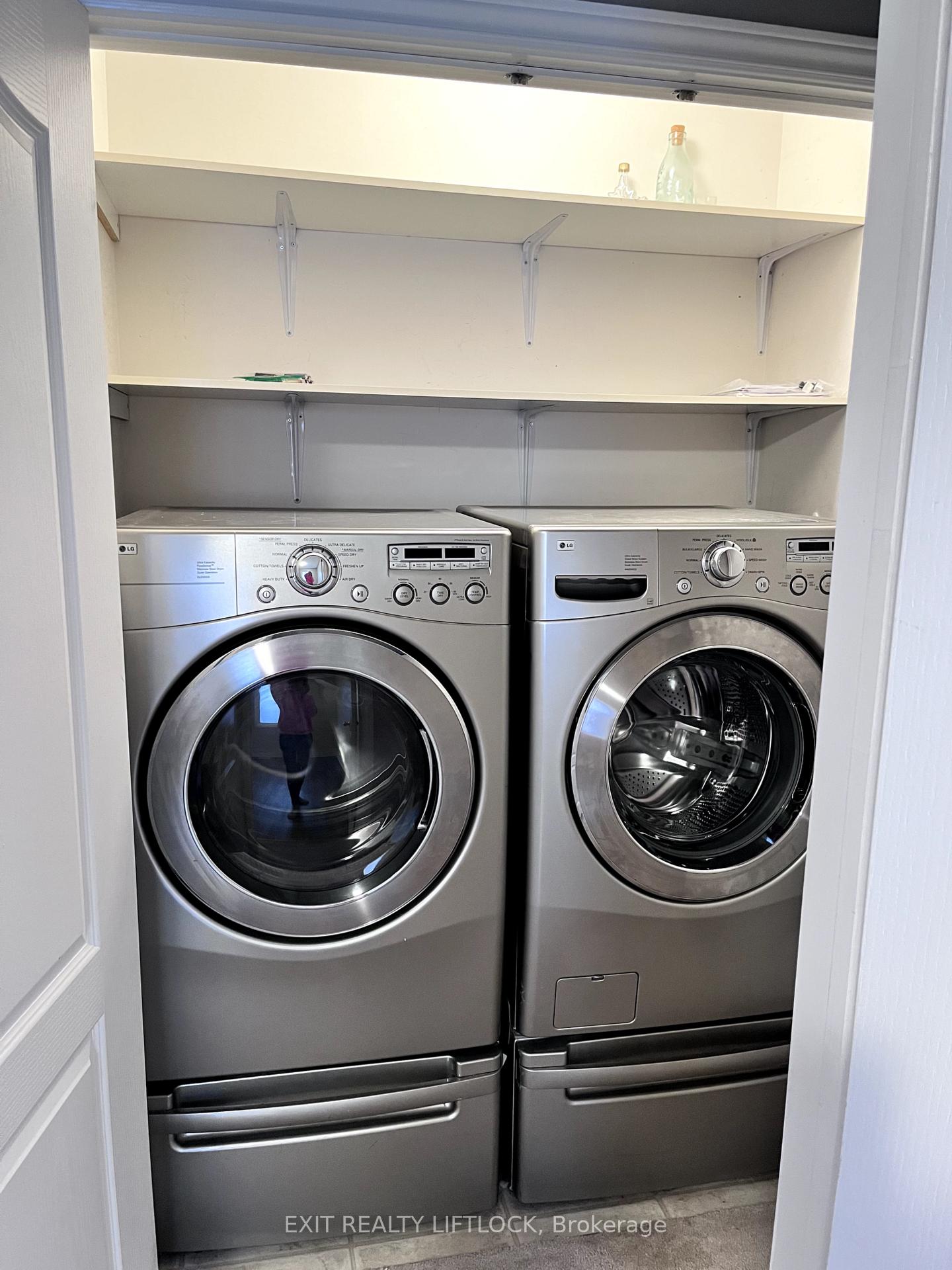 Photo 10 of 741 Trailview Drive, Peterborough, Ashburnham Ward 4 — HOMEH