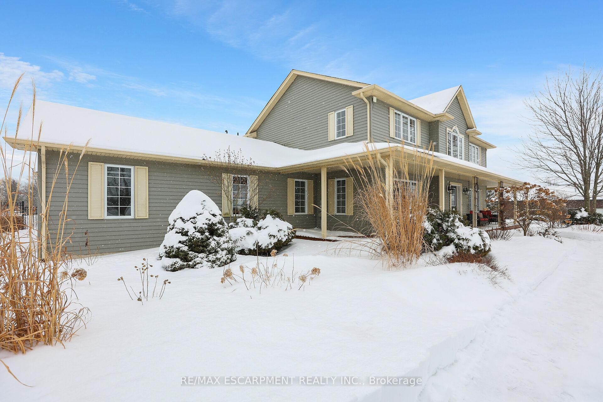 Photo 5 of 2883 South Grimsby 7 Road, Grimsby, Grimsby Escarpment — HOMEH