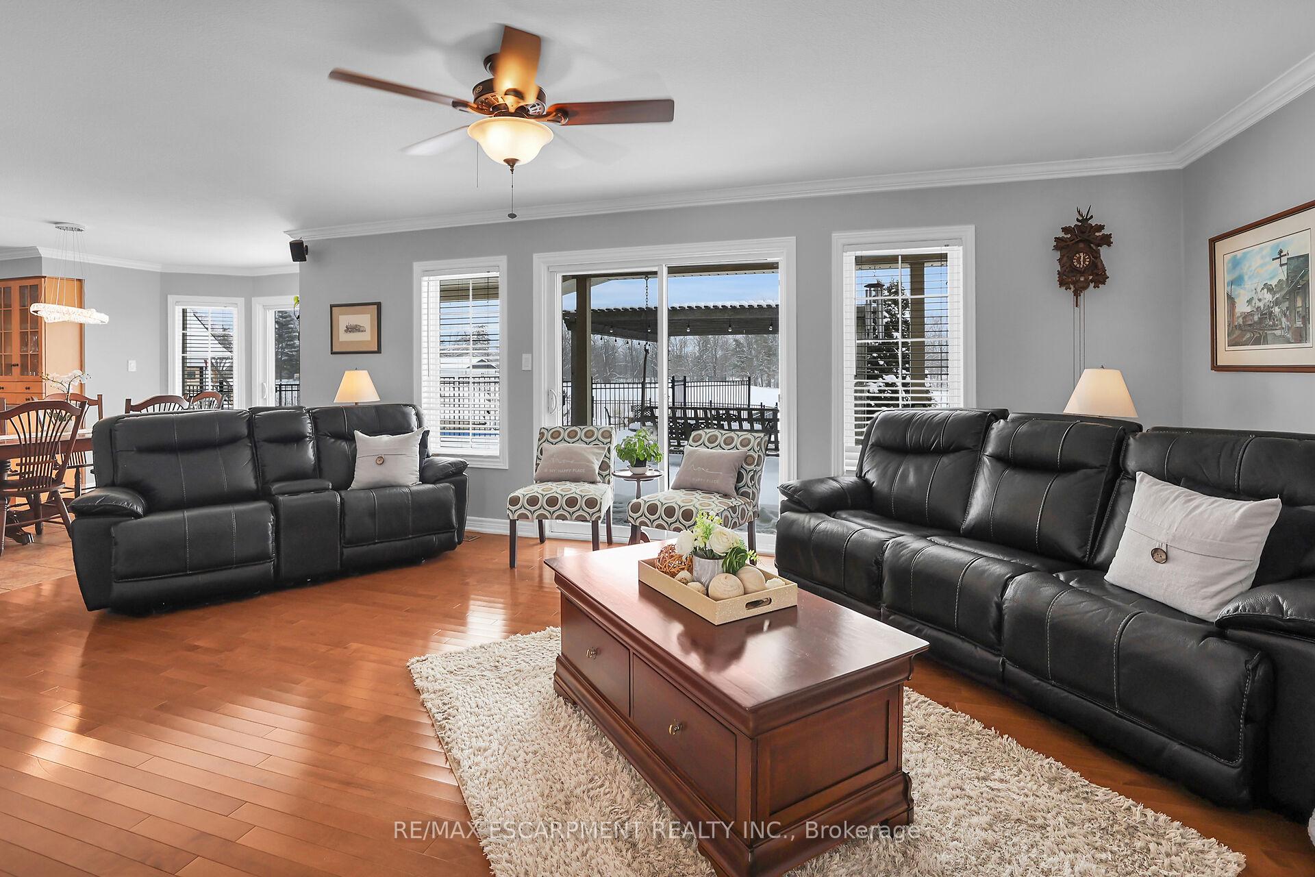 Photo 14 of 2883 South Grimsby 7 Road, Grimsby, Grimsby Escarpment — HOMEH