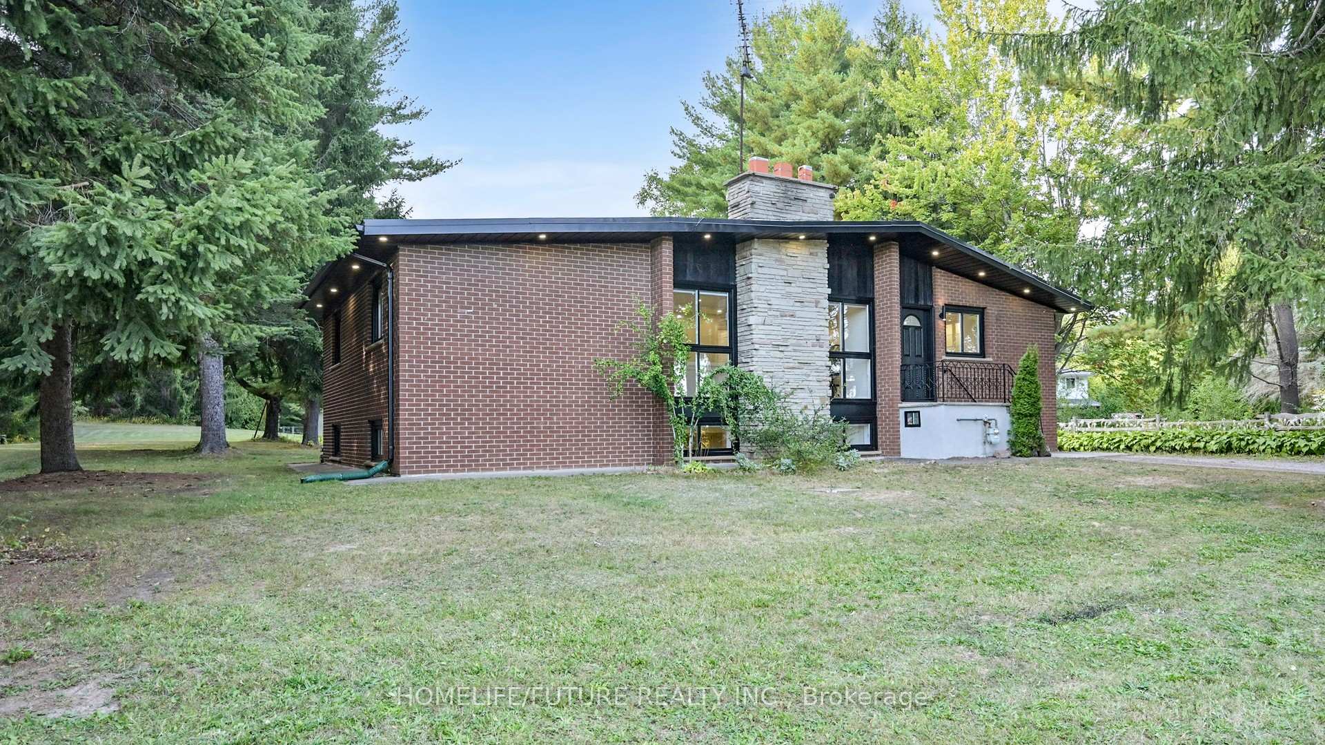 Photo 3 of 474 Taunton Road, Ajax, Northwest Ajax — HOMEH