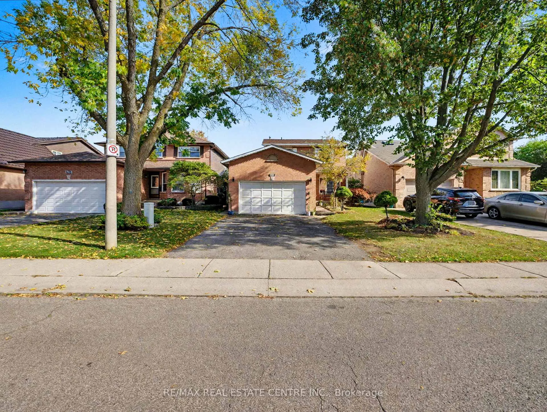 Photo 2 of 635 Rexford Drive, Hamilton, Randall — HOMEH
