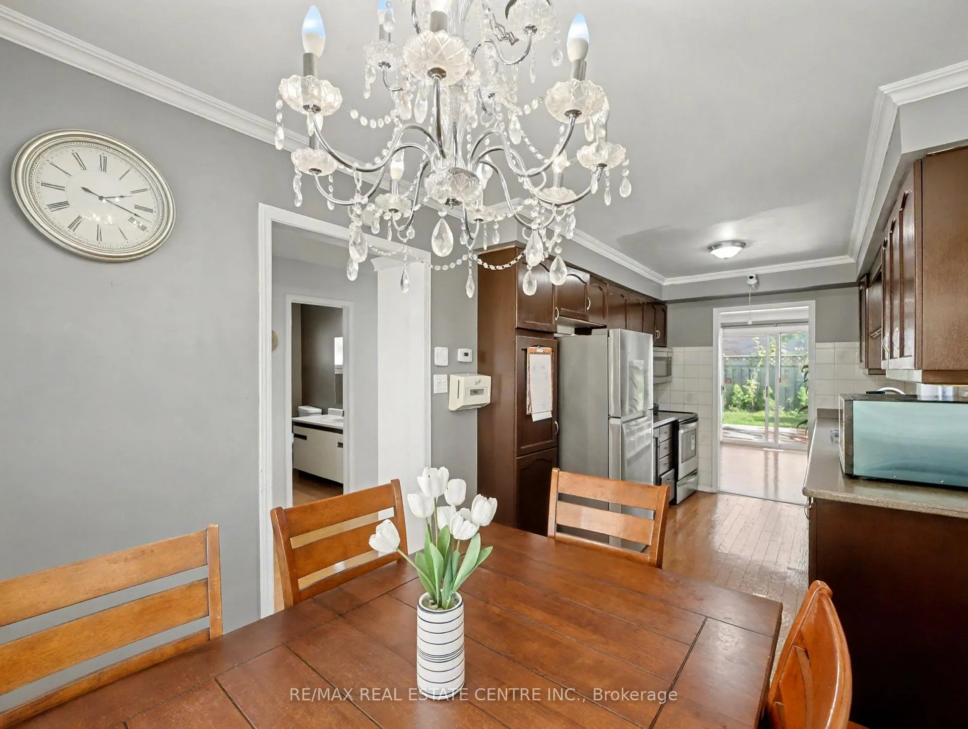 Photo 14 of 635 Rexford Drive, Hamilton, Randall — HOMEH
