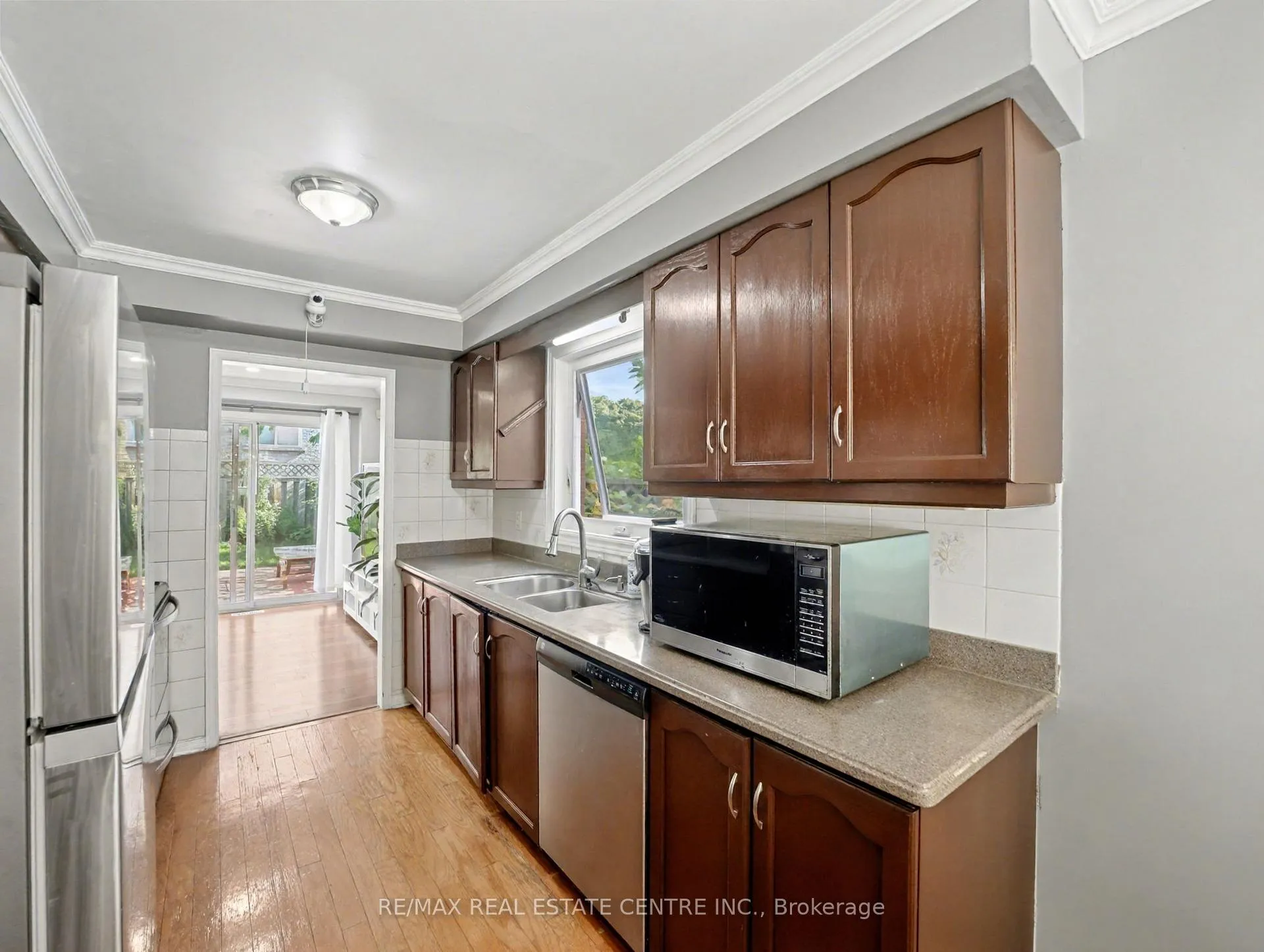 Photo 15 of 635 Rexford Drive, Hamilton, Randall — HOMEH