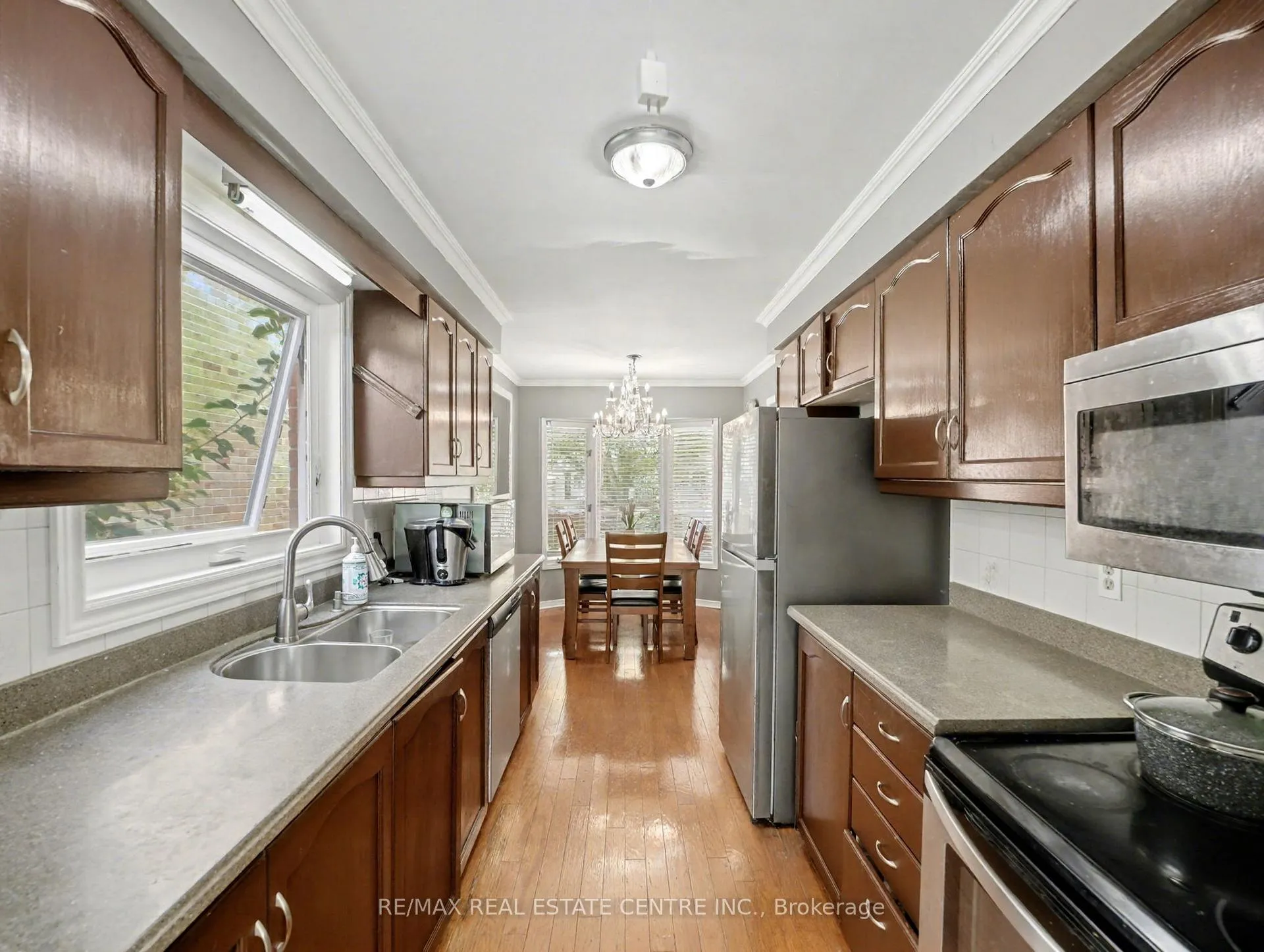 Photo 17 of 635 Rexford Drive, Hamilton, Randall — HOMEH