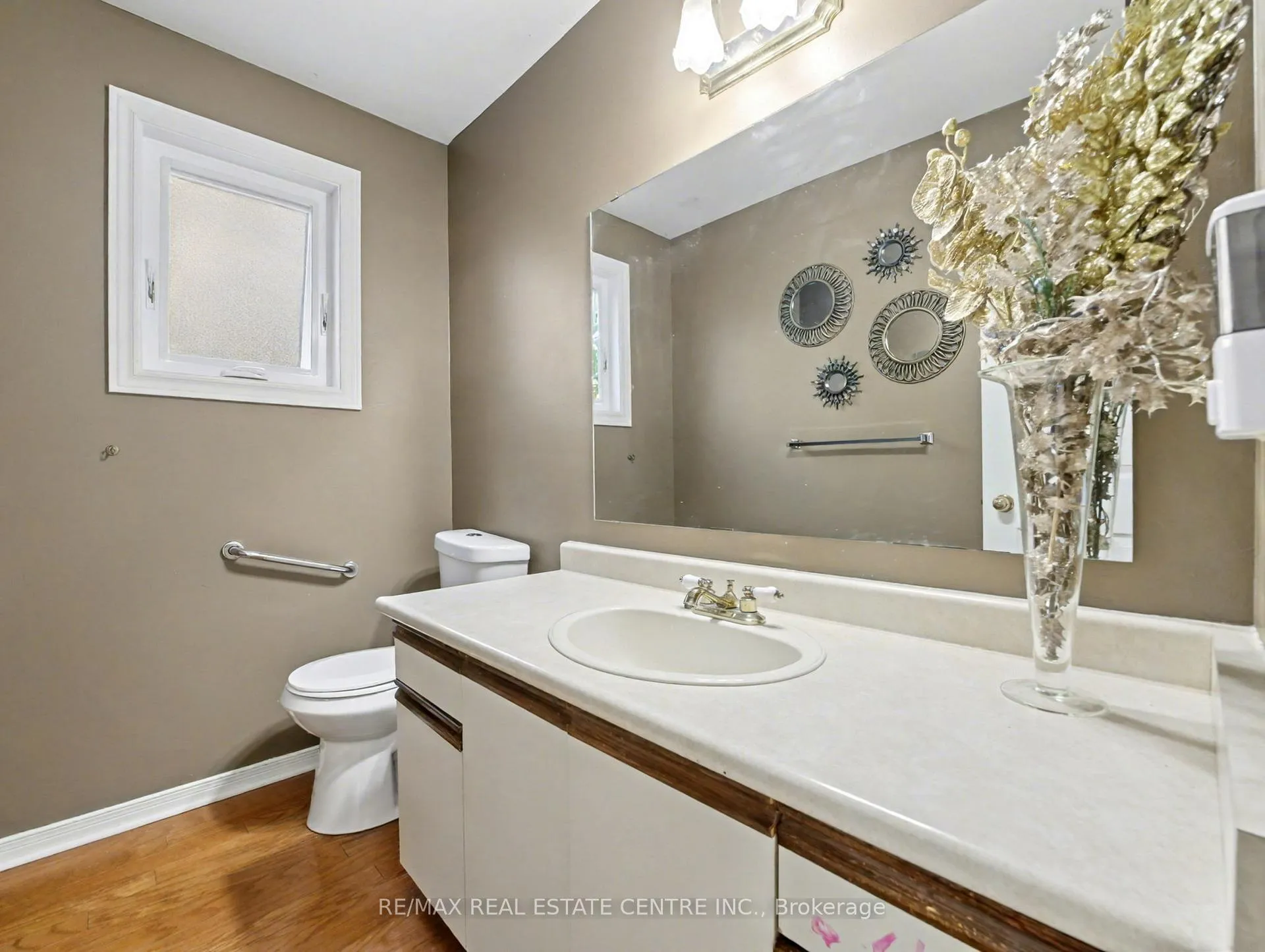 Photo 19 of 635 Rexford Drive, Hamilton, Randall — HOMEH