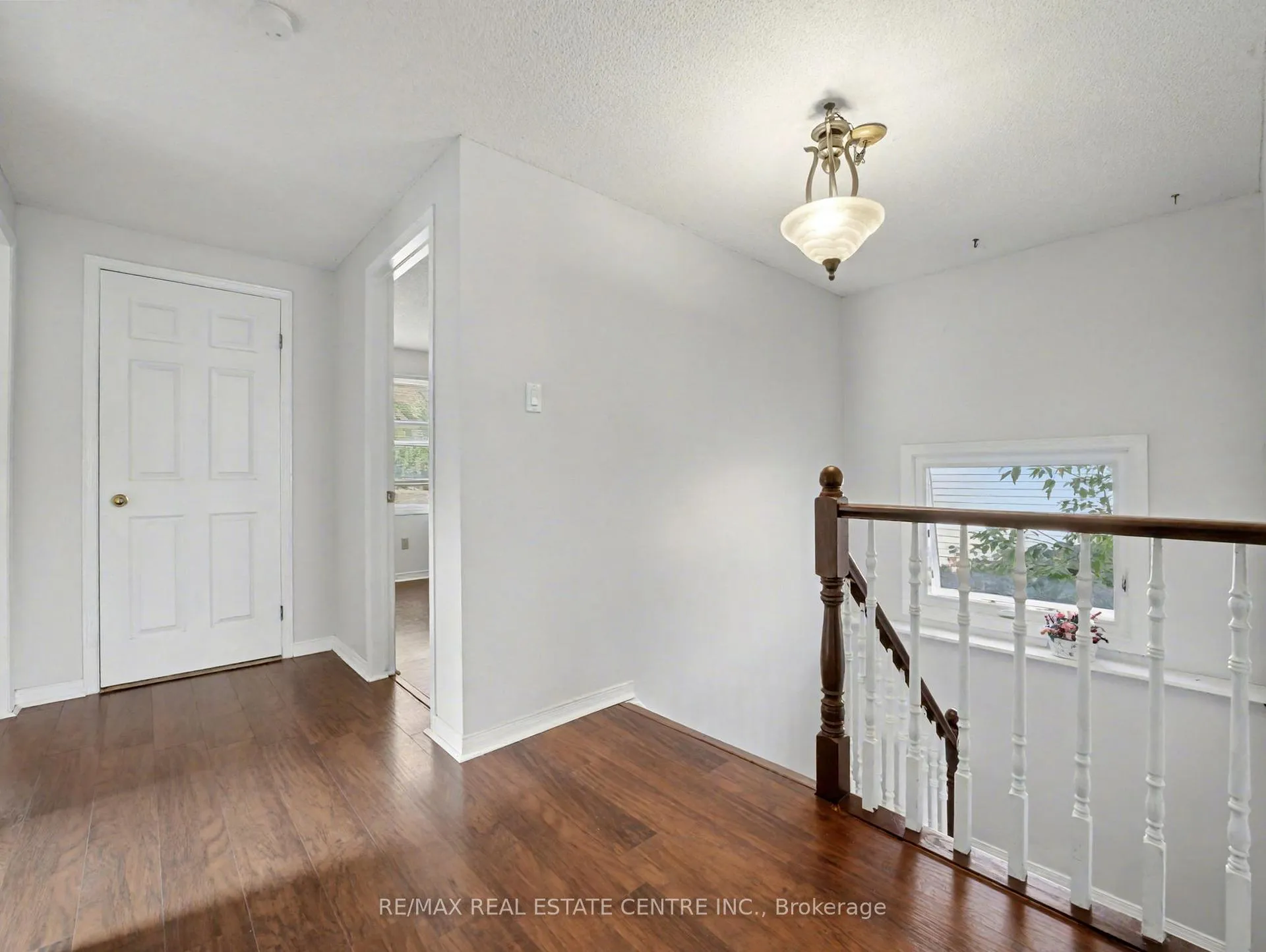 Photo 20 of 635 Rexford Drive, Hamilton, Randall — HOMEH