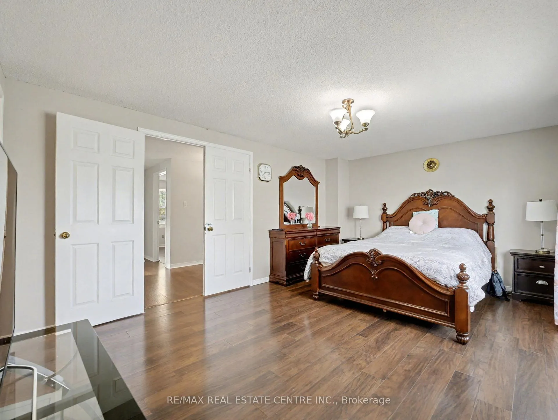 Photo 22 of 635 Rexford Drive, Hamilton, Randall — HOMEH