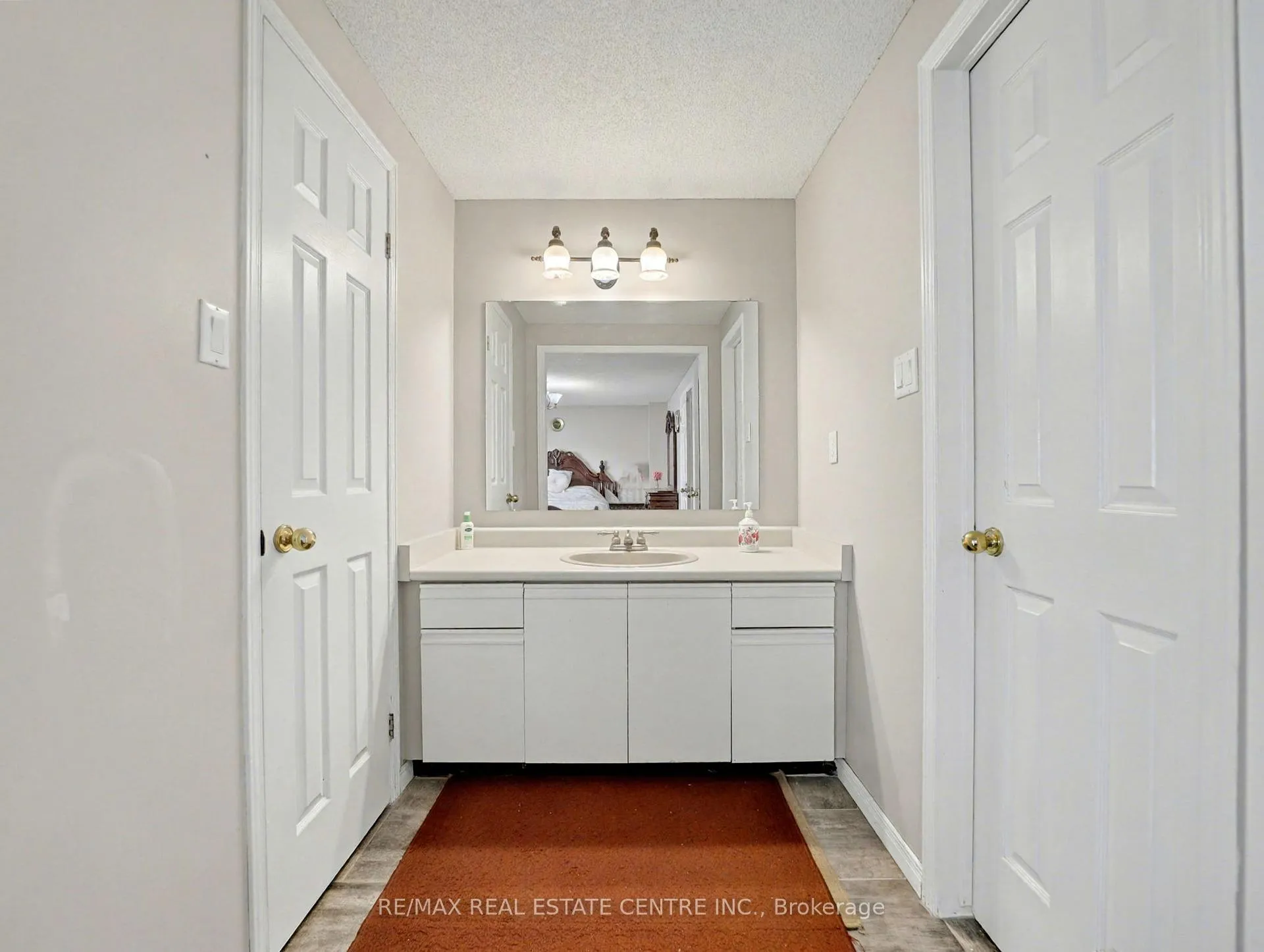 Photo 26 of 635 Rexford Drive, Hamilton, Randall — HOMEH