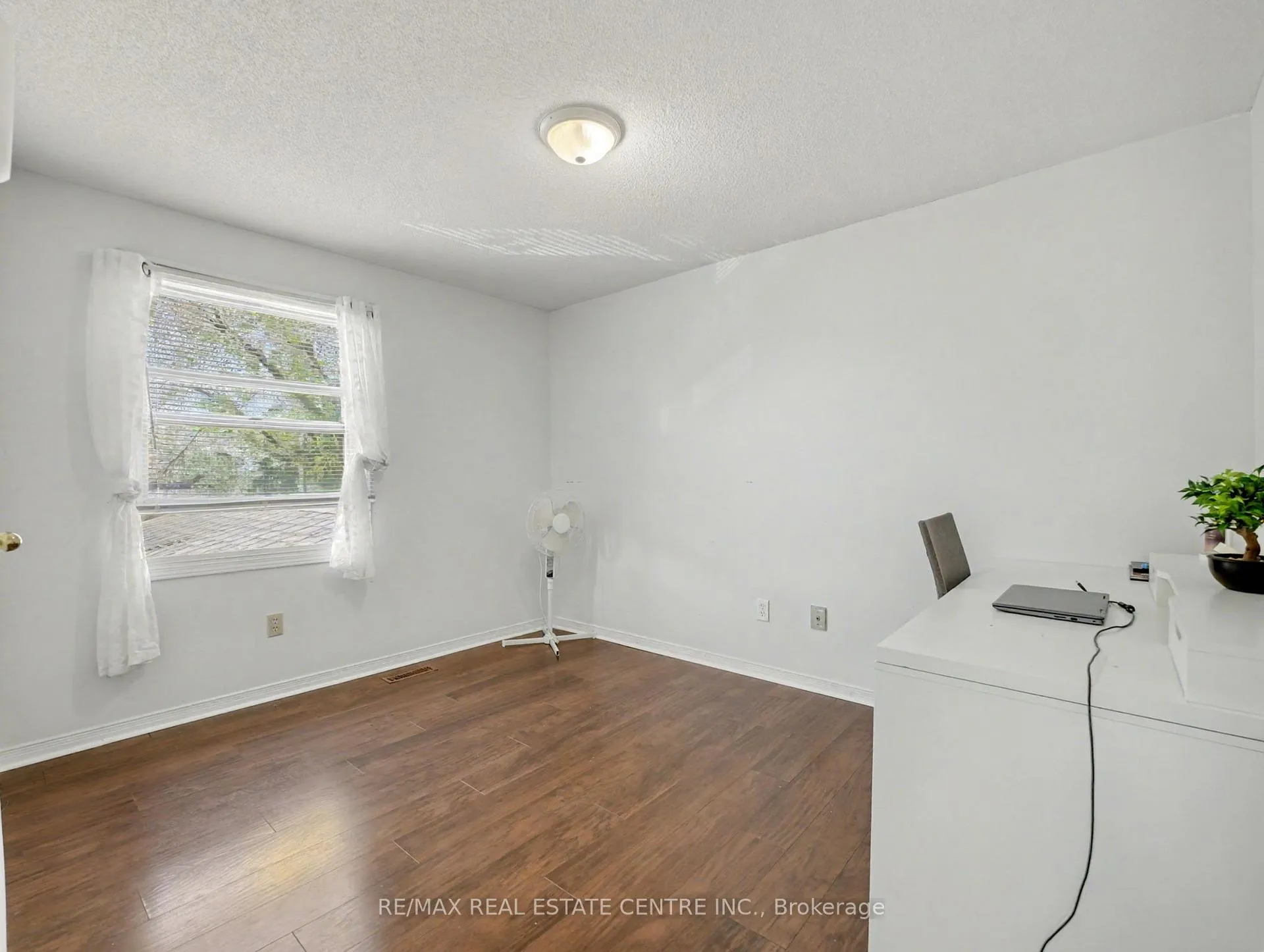 Photo 32 of 635 Rexford Drive, Hamilton, Randall — HOMEH