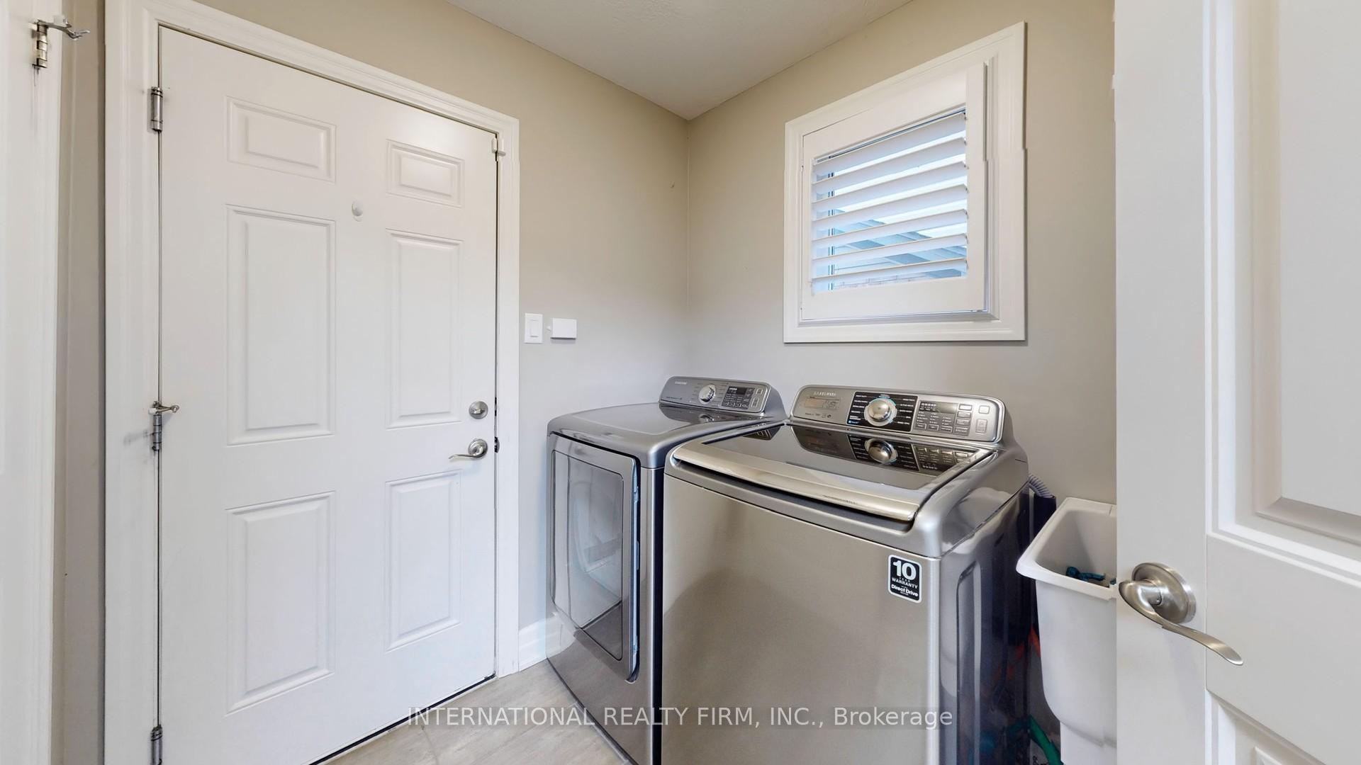 Photo 9 of 3 Samuel Drive, Guelph, Pineridge/Westminster Woods — HOMEH