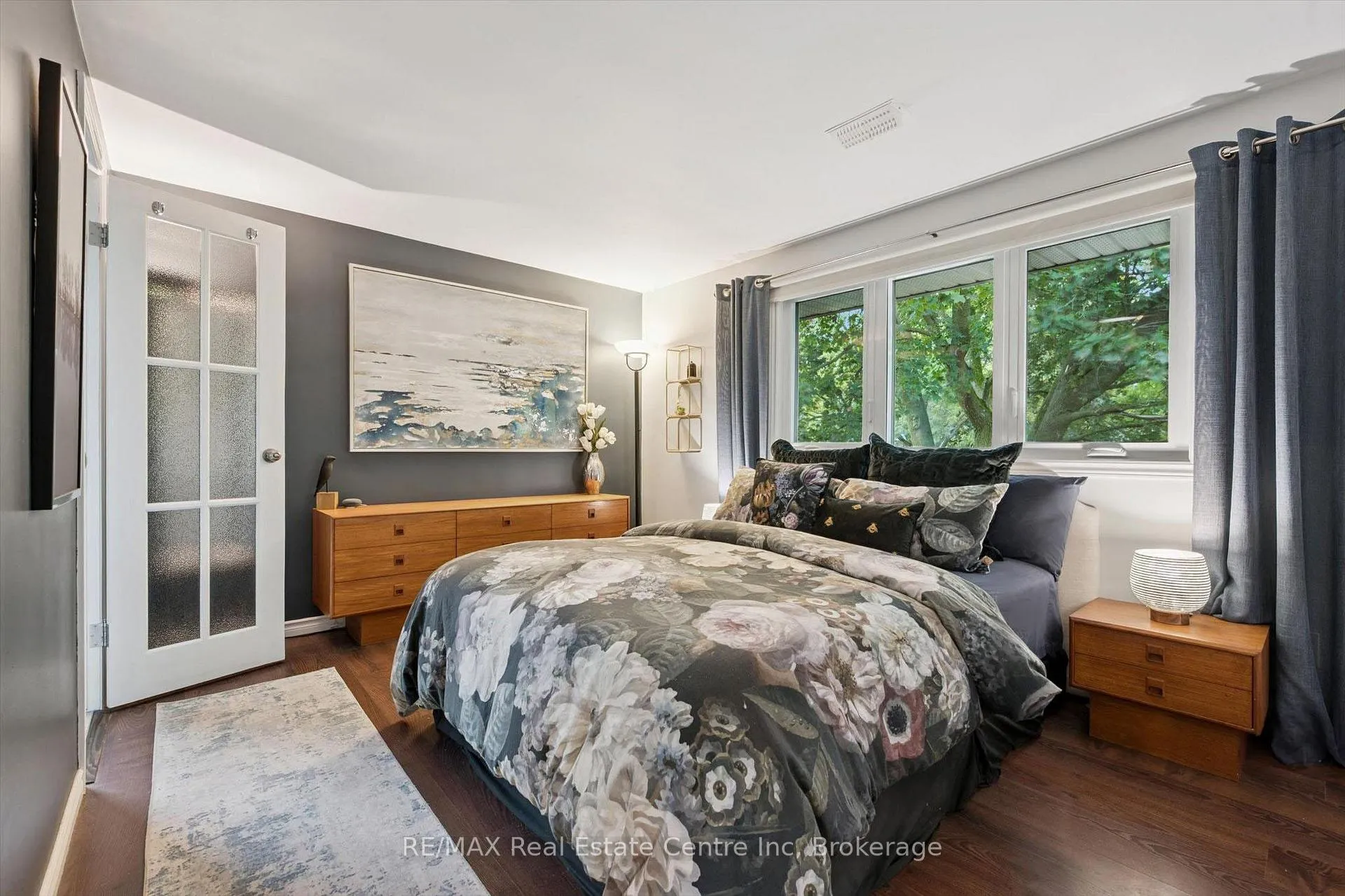 Photo 15 of 4 Berkley Place, Guelph, Riverside Park — HOMEH