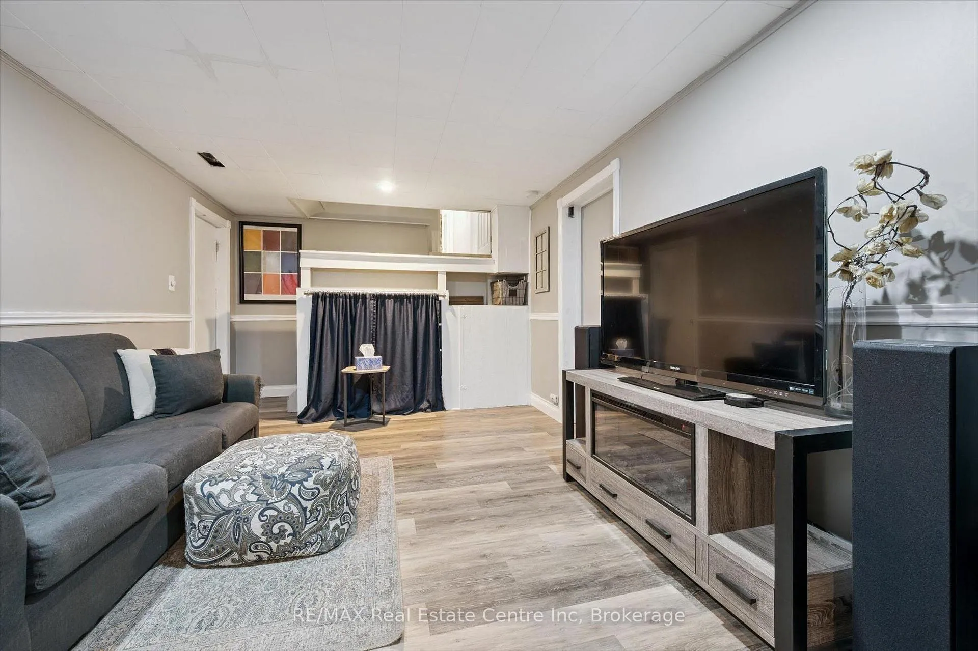 Photo 21 of 4 Berkley Place, Guelph, Riverside Park — HOMEH