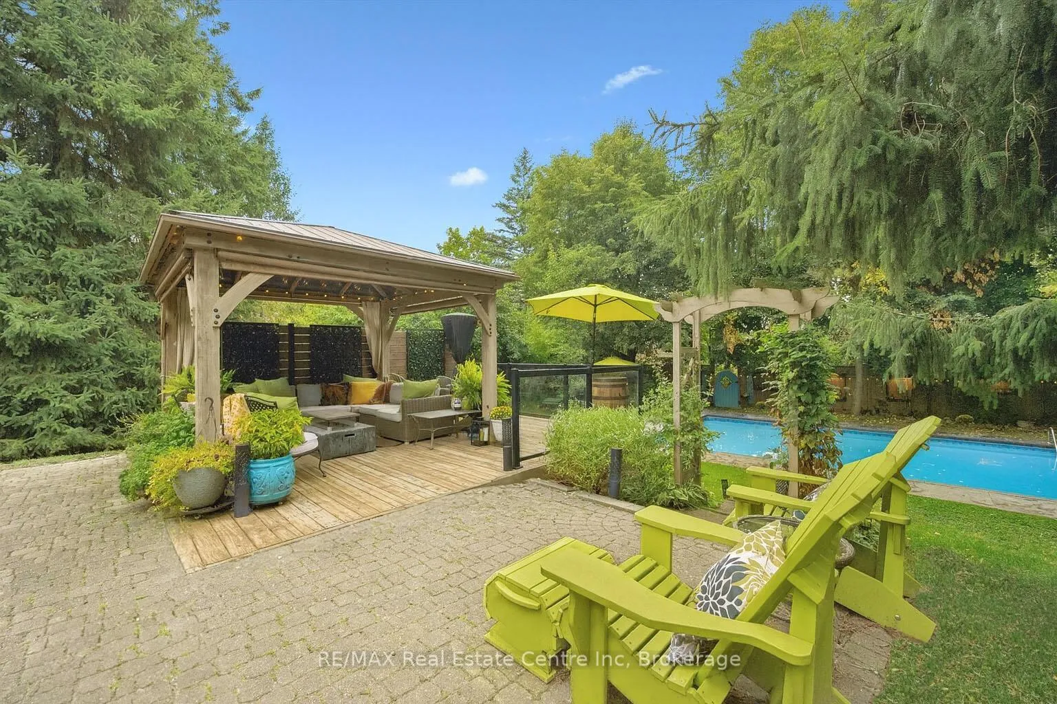 Photo 27 of 4 Berkley Place, Guelph, Riverside Park — HOMEH