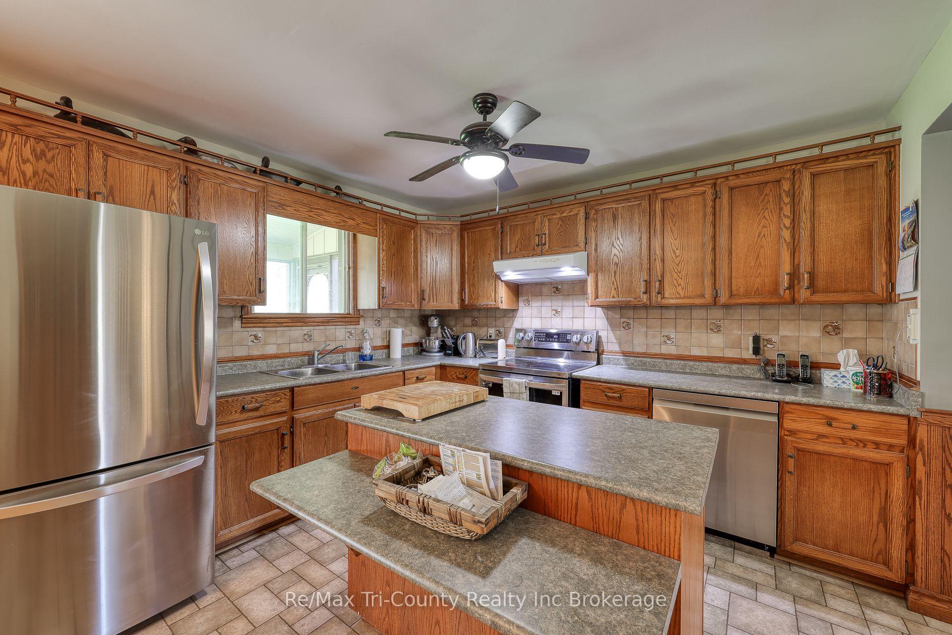 Photo 3 of 10455 Coyle Road, Bayham, Rural Bayham — HOMEH