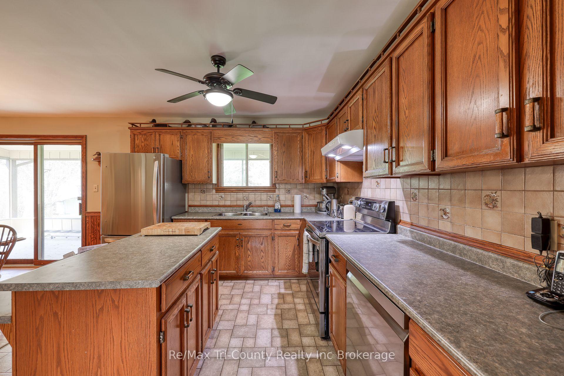 Photo 4 of 10455 Coyle Road, Bayham, Rural Bayham — HOMEH