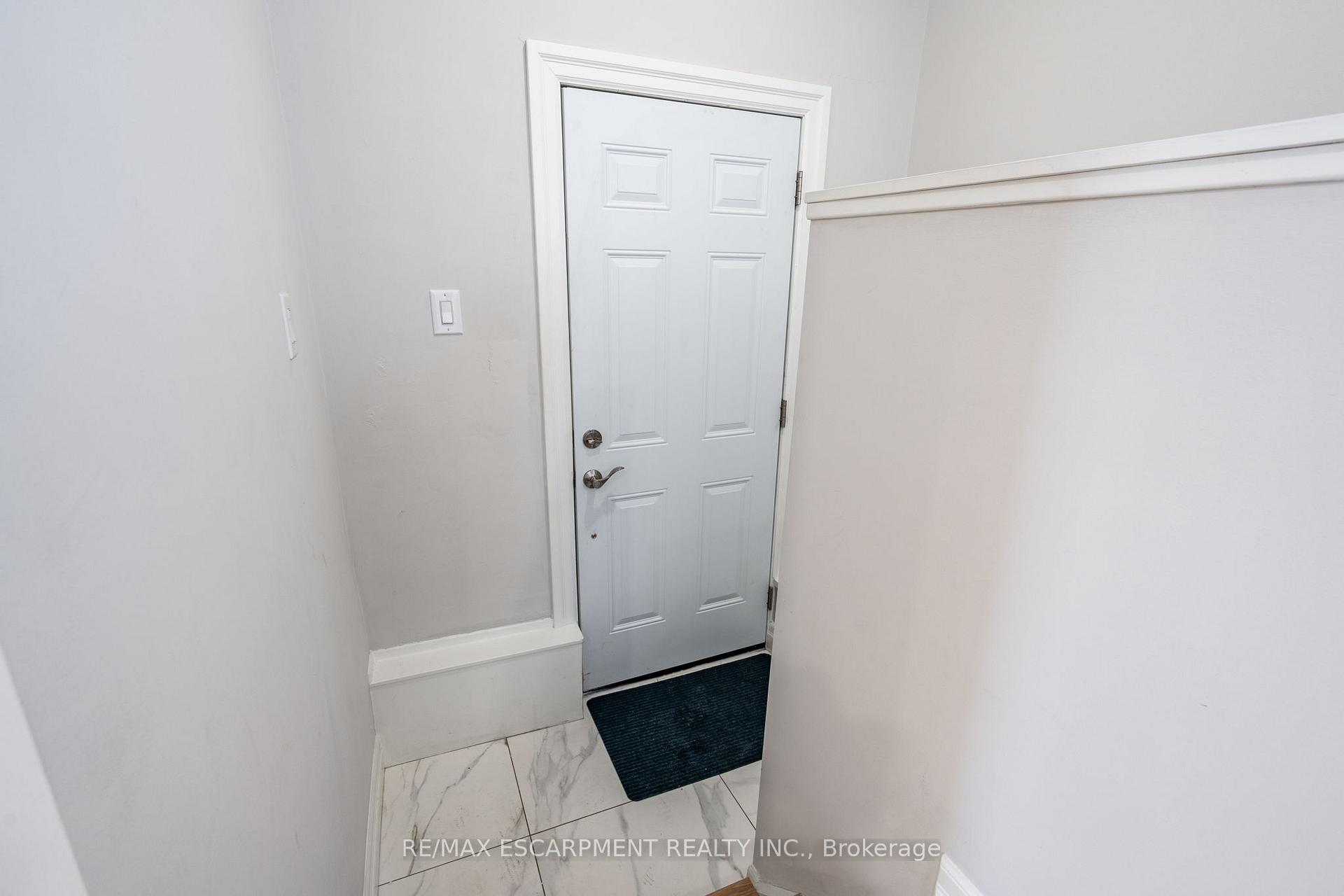 Photo 19 of 14 Lakeview Avenue, Grimsby, Grimsby Beach — HOMEH