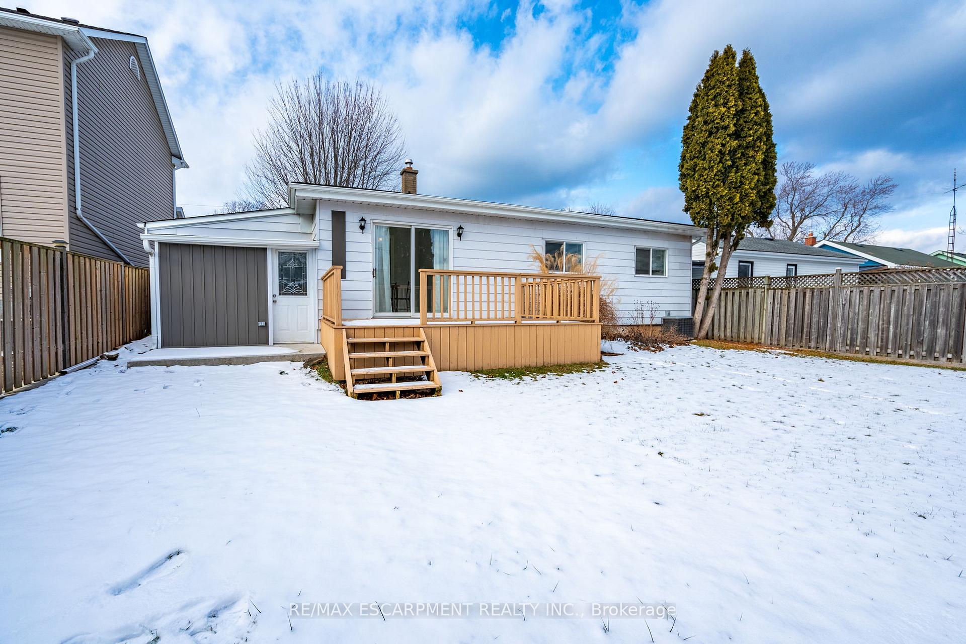 Photo 27 of 14 Lakeview Avenue, Grimsby, Grimsby Beach — HOMEH