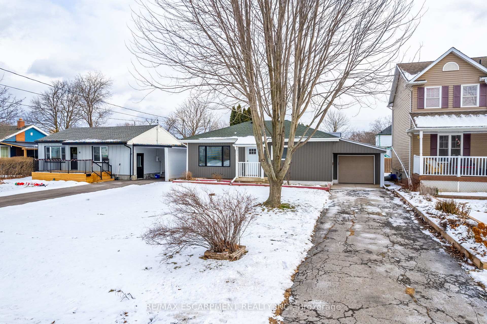 Photo 31 of 14 Lakeview Avenue, Grimsby, Grimsby Beach — HOMEH