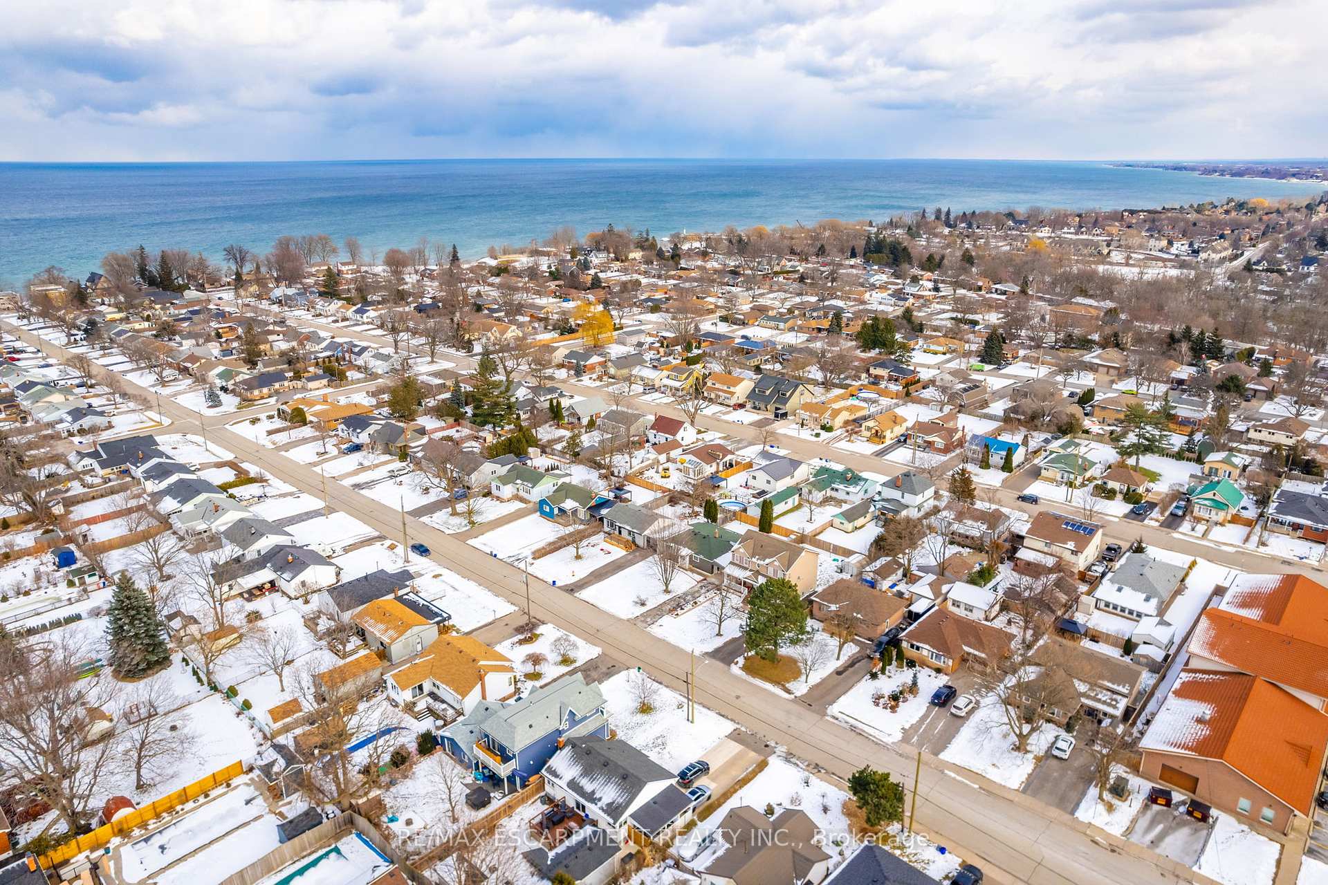 Photo 35 of 14 Lakeview Avenue, Grimsby, Grimsby Beach — HOMEH
