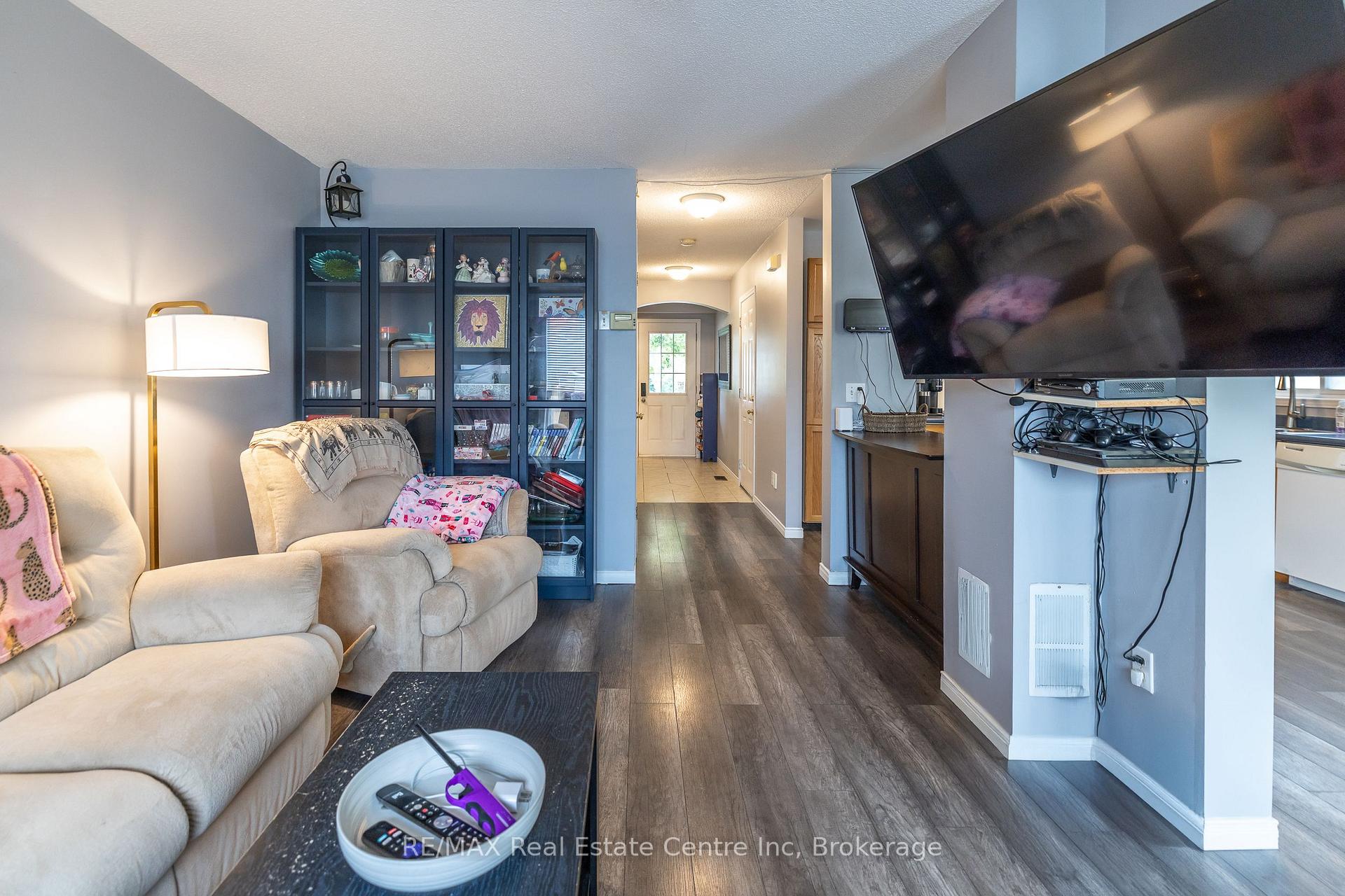 Photo 20 of 30 O'connor Lane, Guelph, Grange Road — HOMEH