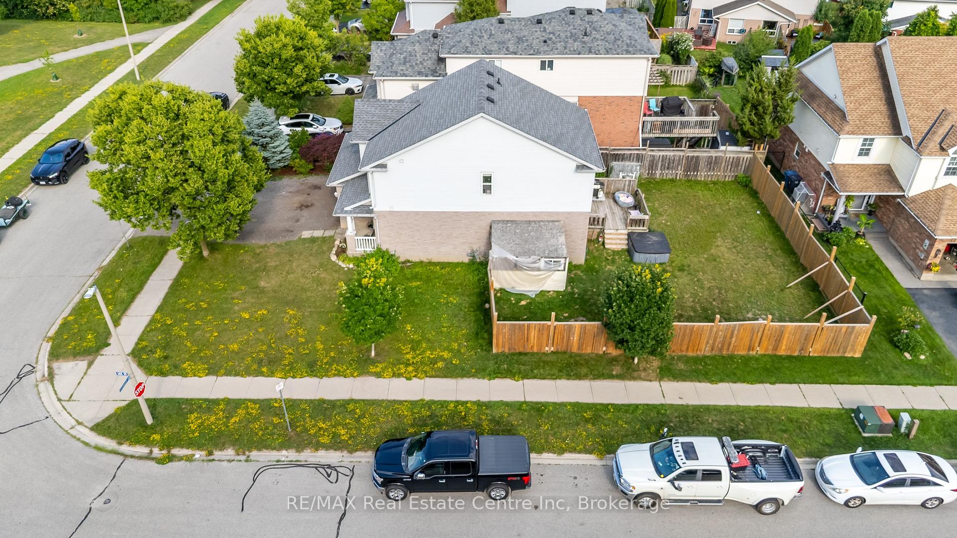 Photo 46 of 30 O'connor Lane, Guelph, Grange Road — HOMEH