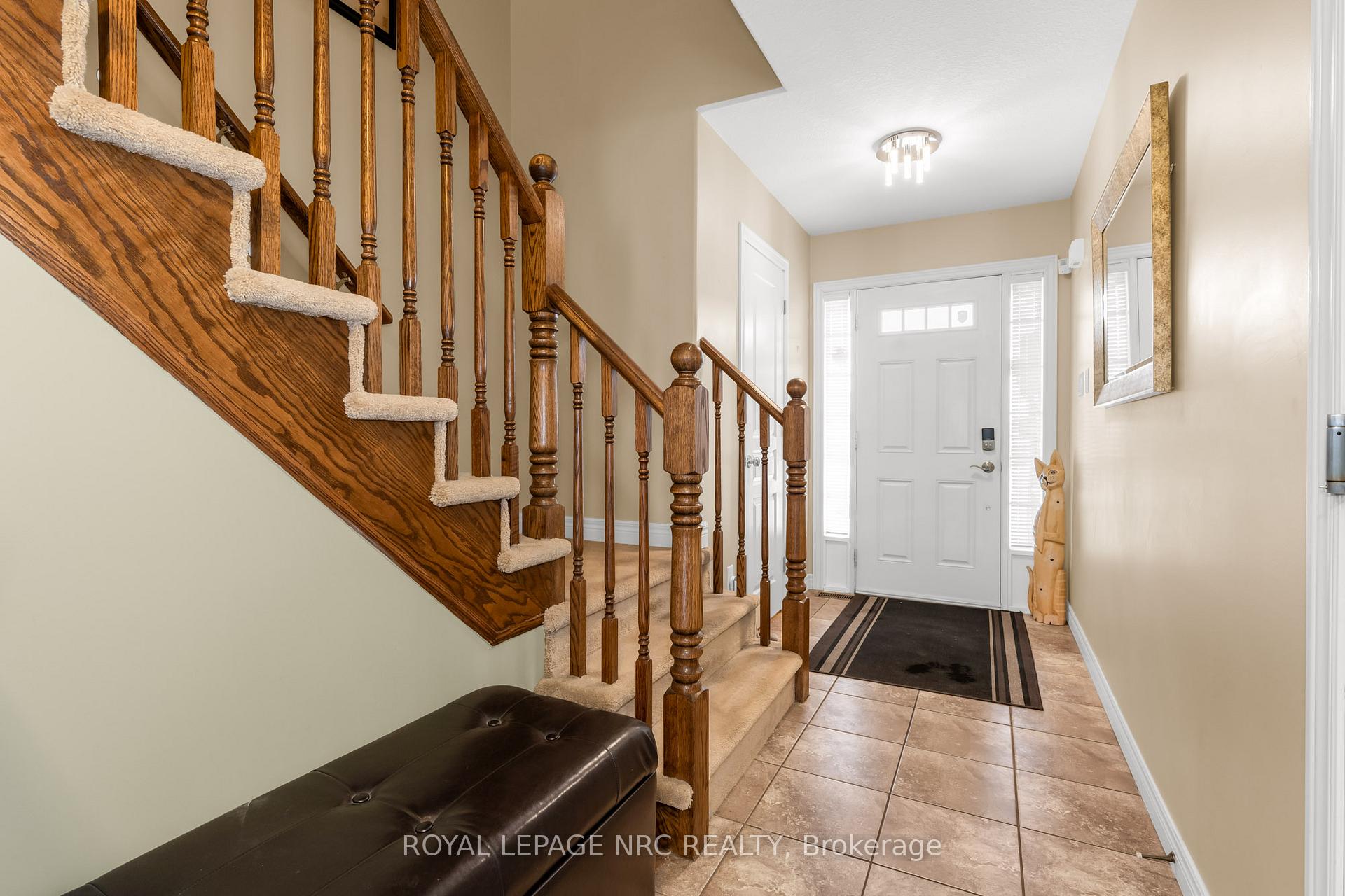 Photo 11 of 51 Hemlock Way, Grimsby, Grimsby West — HOMEH