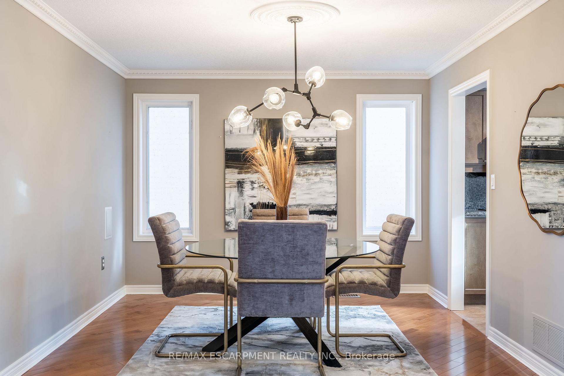 Photo 11 of 14 Evergreens Drive, Grimsby, Grimsby West — HOMEH