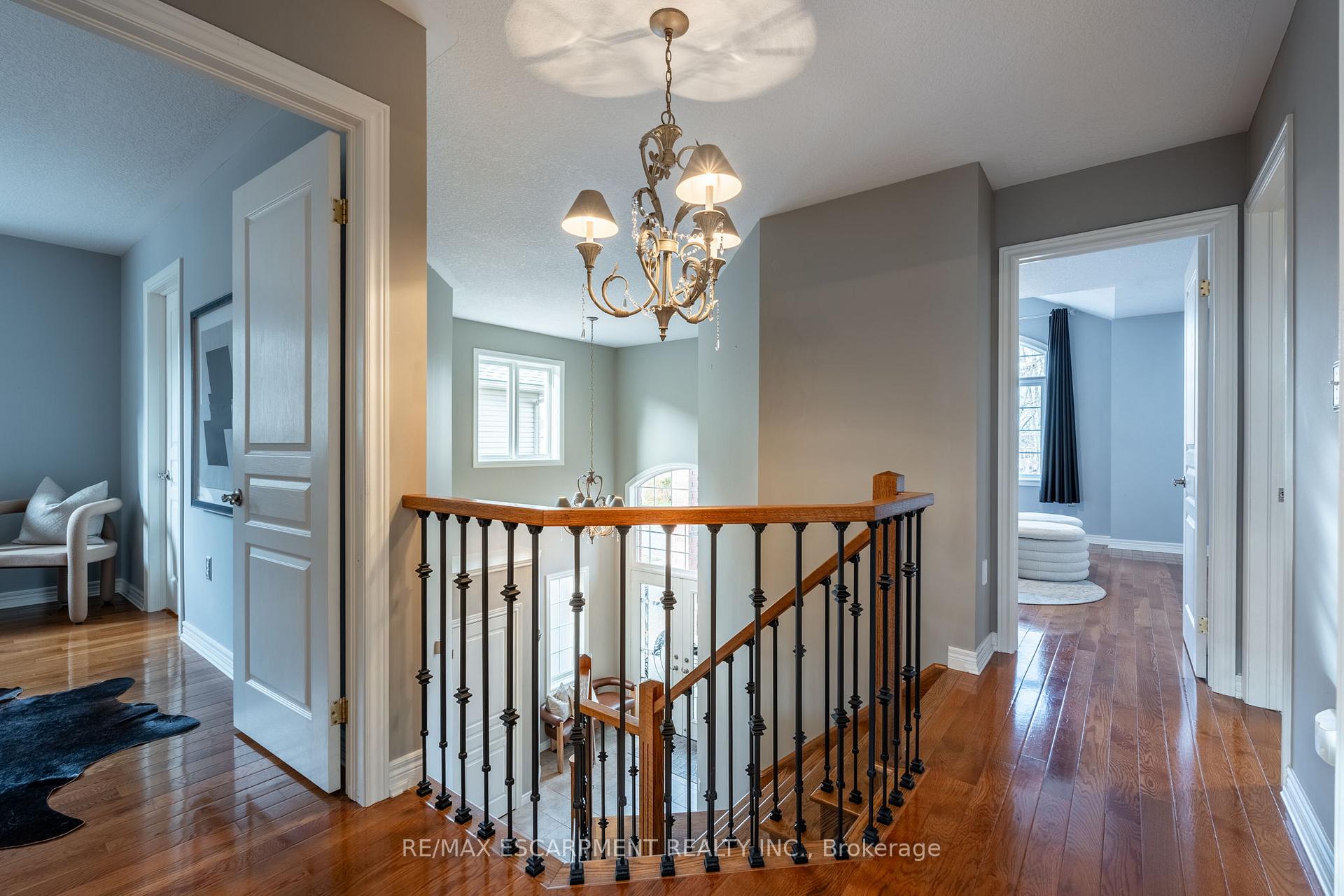 Photo 17 of 14 Evergreens Drive, Grimsby, Grimsby West — HOMEH