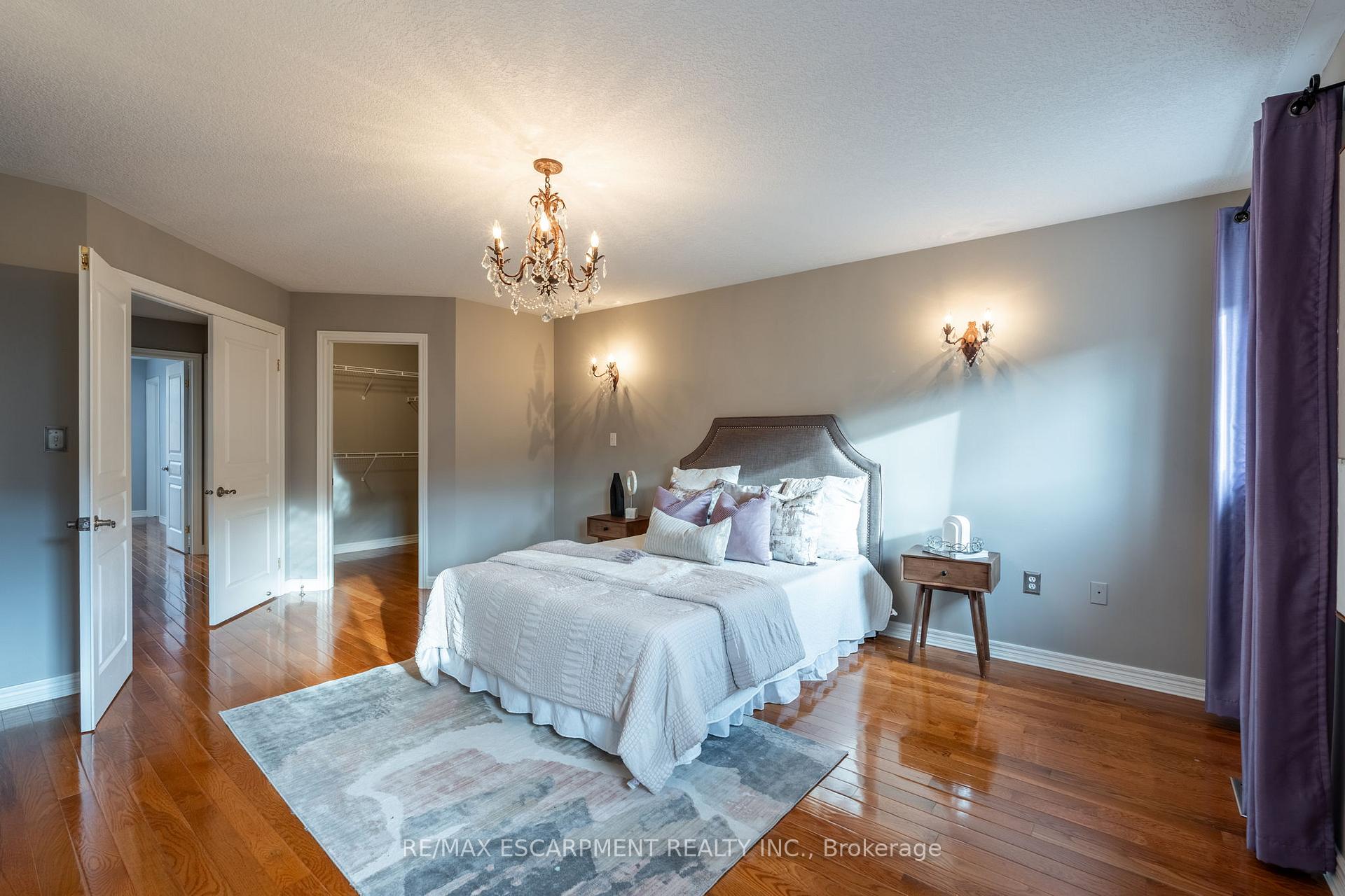 Photo 22 of 14 Evergreens Drive, Grimsby, Grimsby West — HOMEH