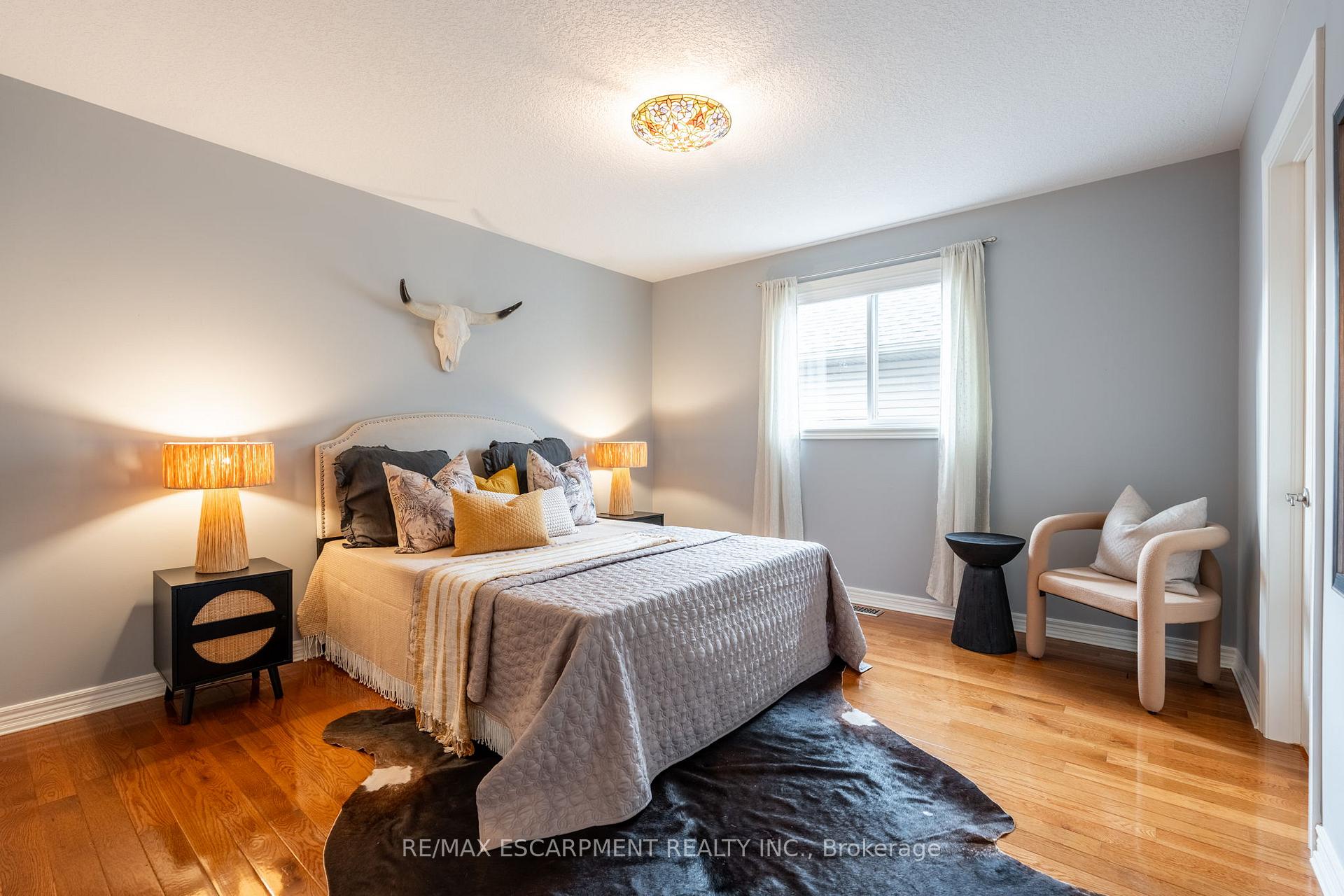 Photo 27 of 14 Evergreens Drive, Grimsby, Grimsby West — HOMEH