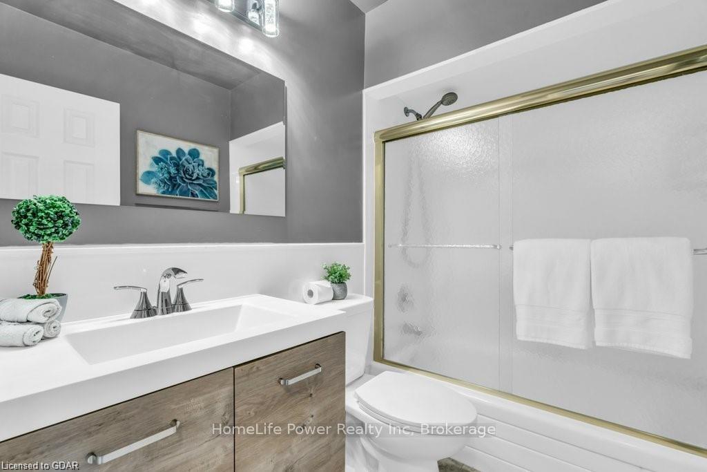 Photo 18 of Unit Upper, 9 June Avenue, Guelph, Riverside Park — HOMEH
