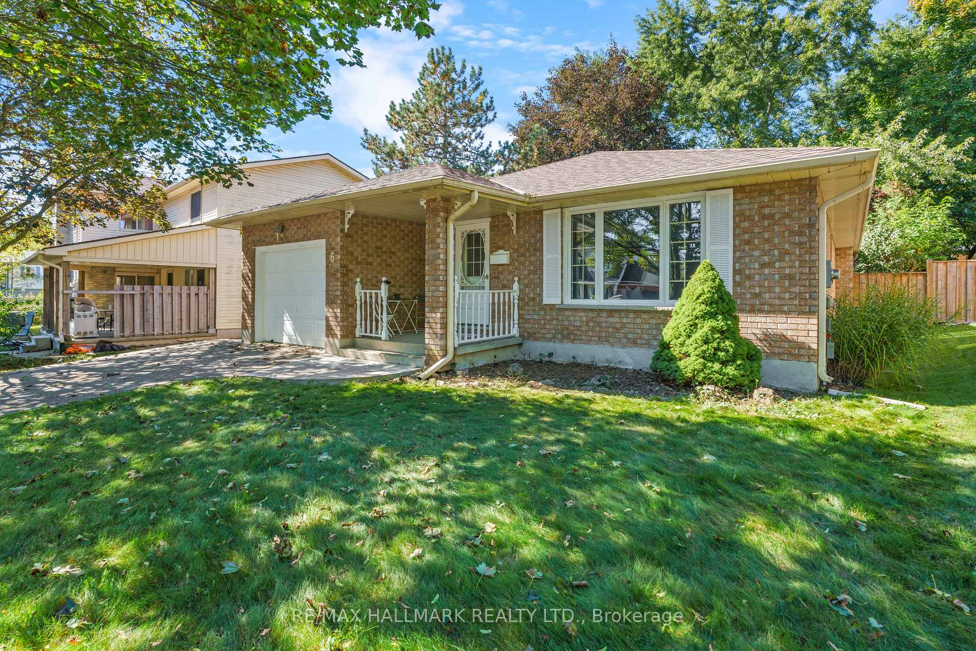 Photo 4 of 6 Youngman Drive, Guelph, Kortright West — HOMEH