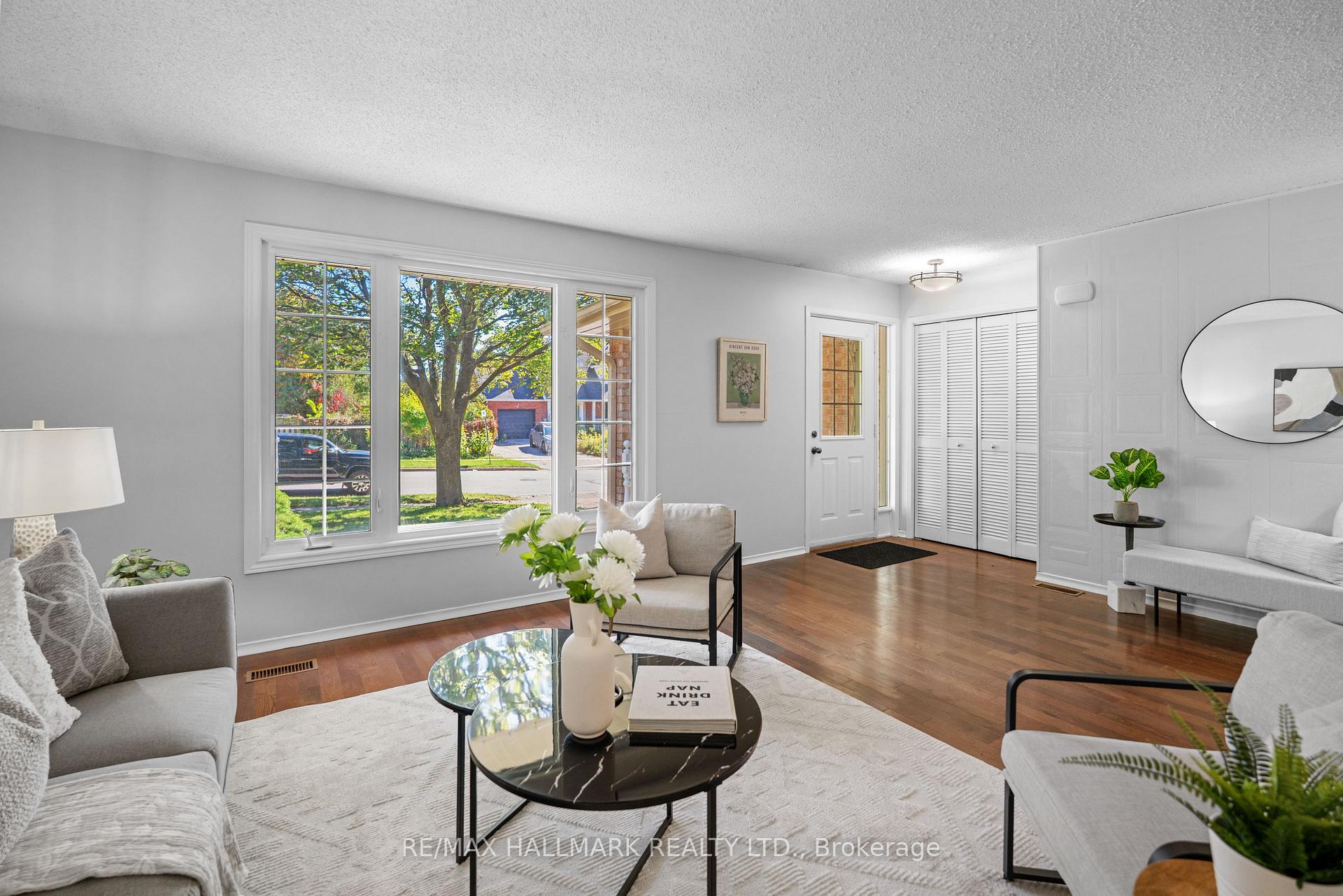 Photo 8 of 6 Youngman Drive, Guelph, Kortright West — HOMEH